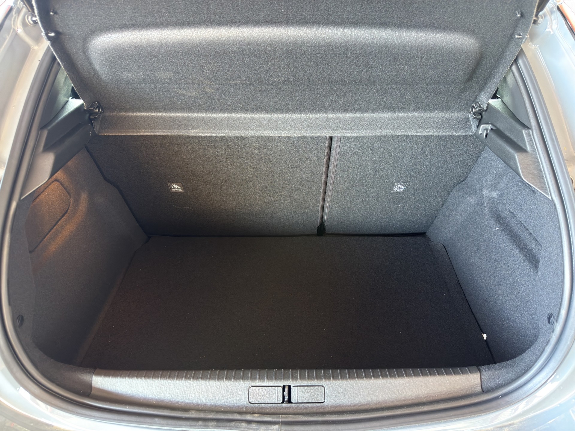 OPEL Corsa-e 156 GS Pack Komfort 3 Phaser-image-25