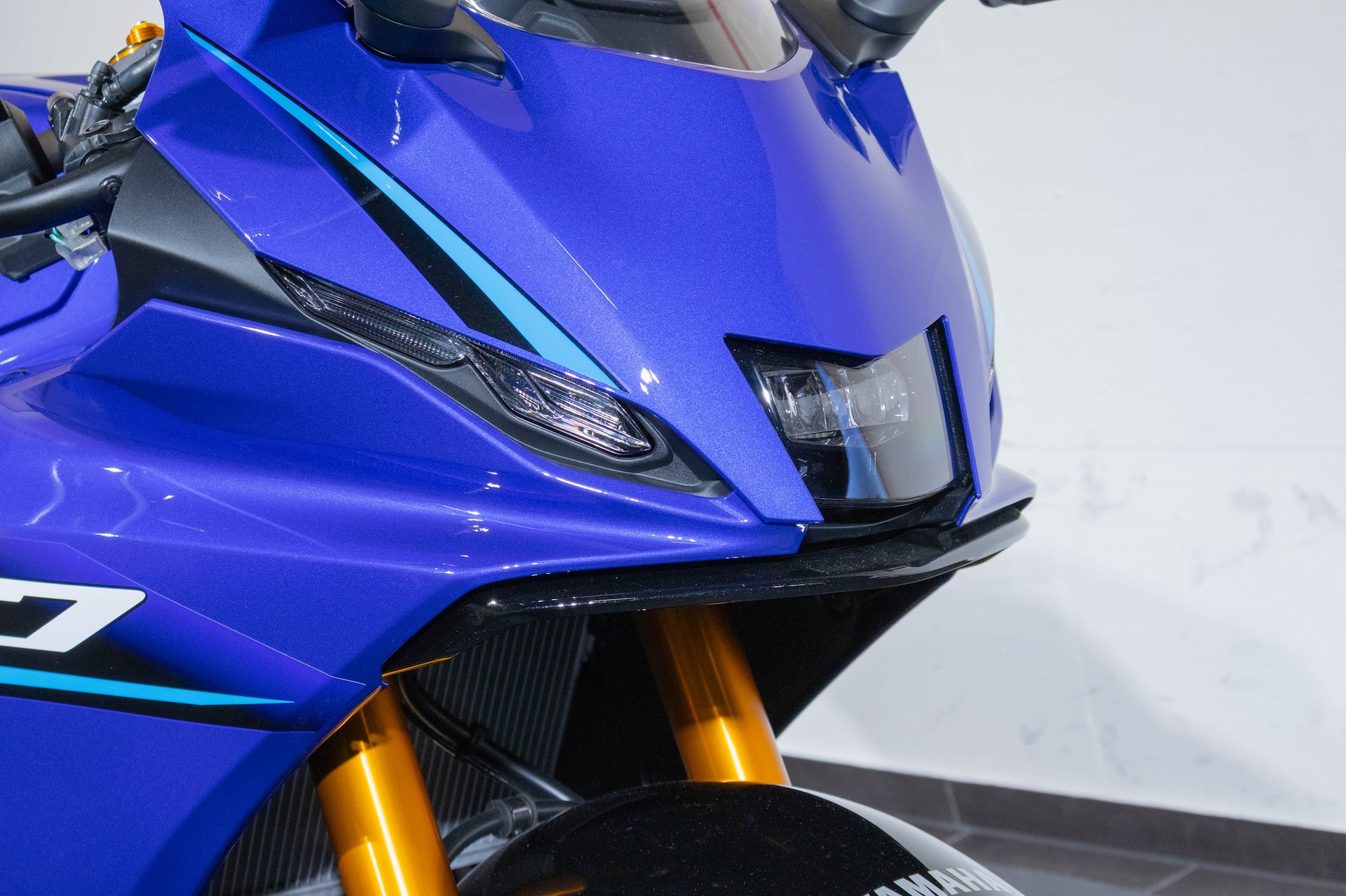 YAMAHA R7 35 kW-image-10