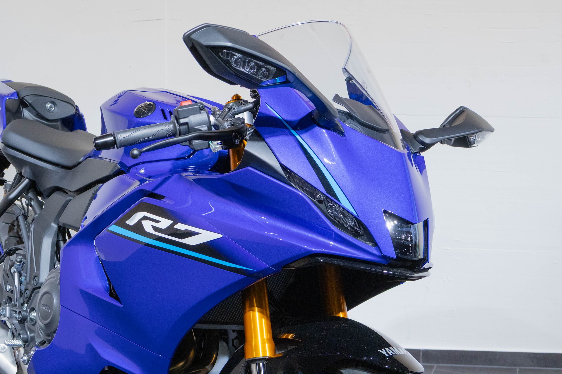 YAMAHA R7 35 kW-image-12