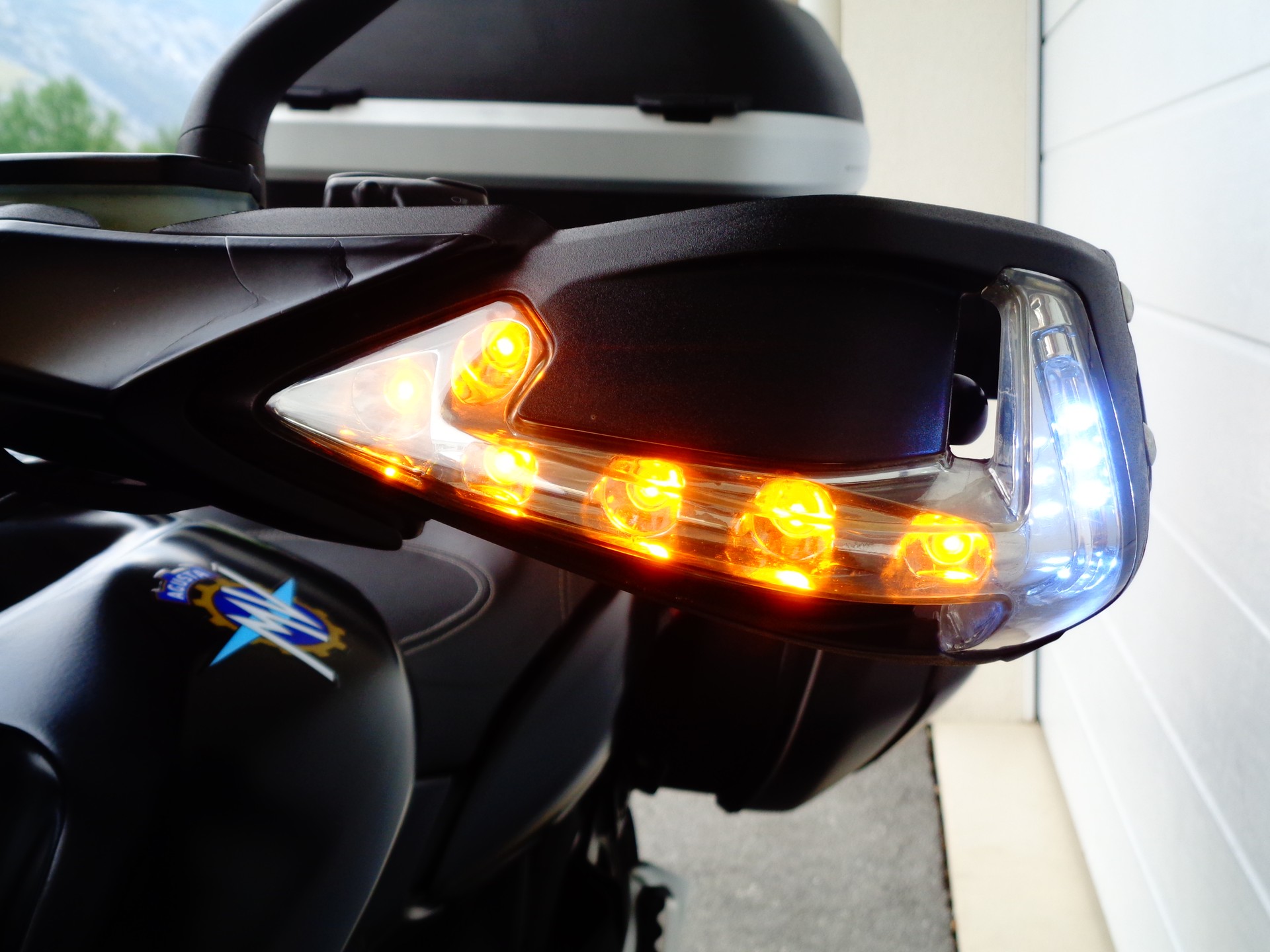 MV AGUSTA Stradale 800 EAS ABS-image-2