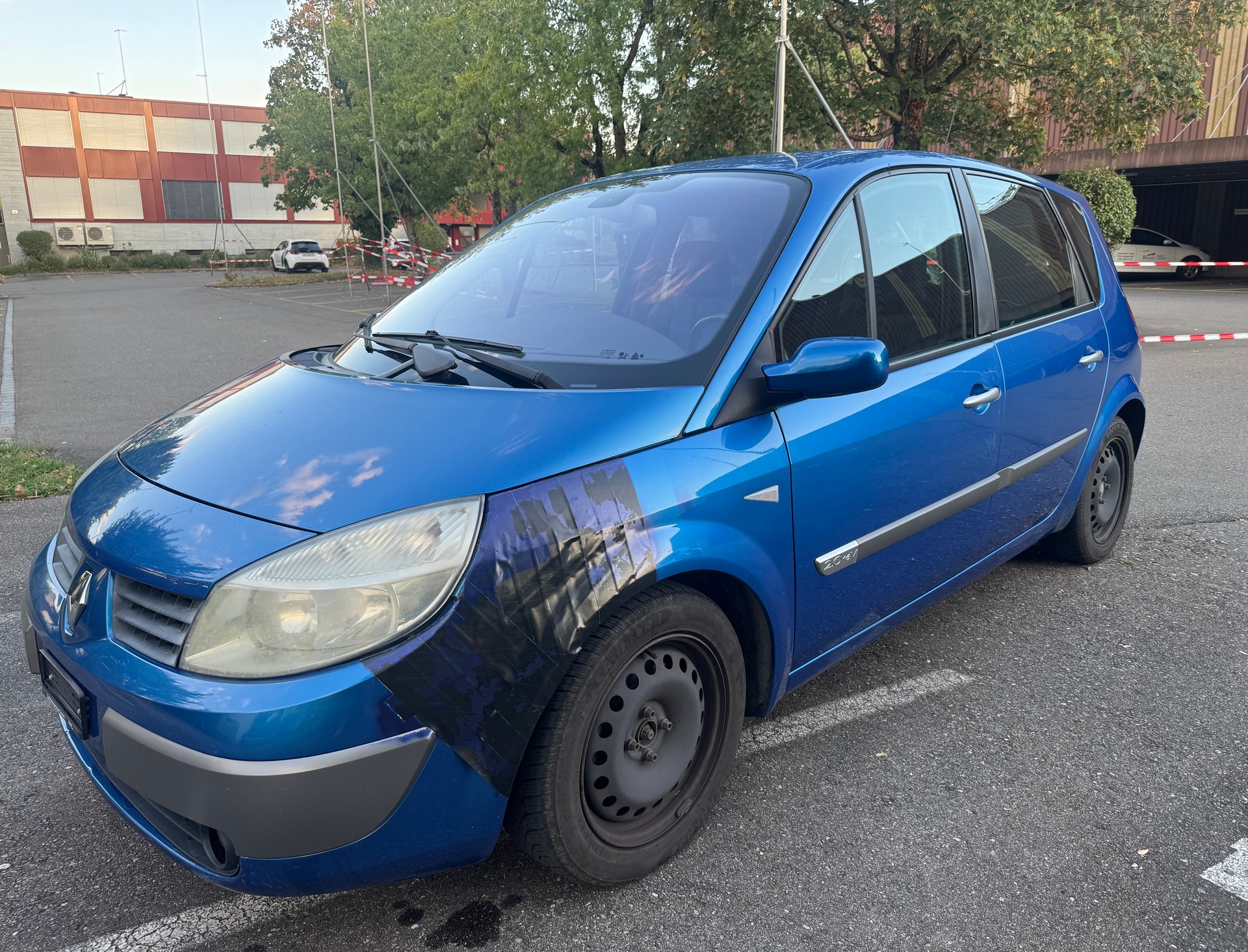 RENAULT Scénic 2.0 16V Dynamique