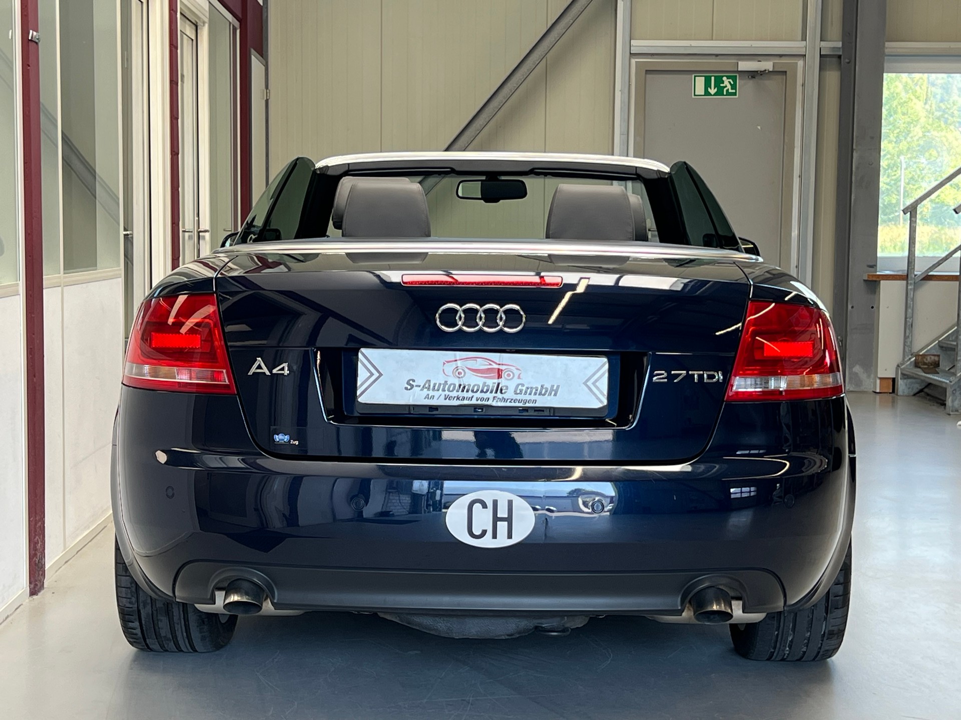 AUDI A4 Cabriolet 2.7 TDI multitronic-image-6