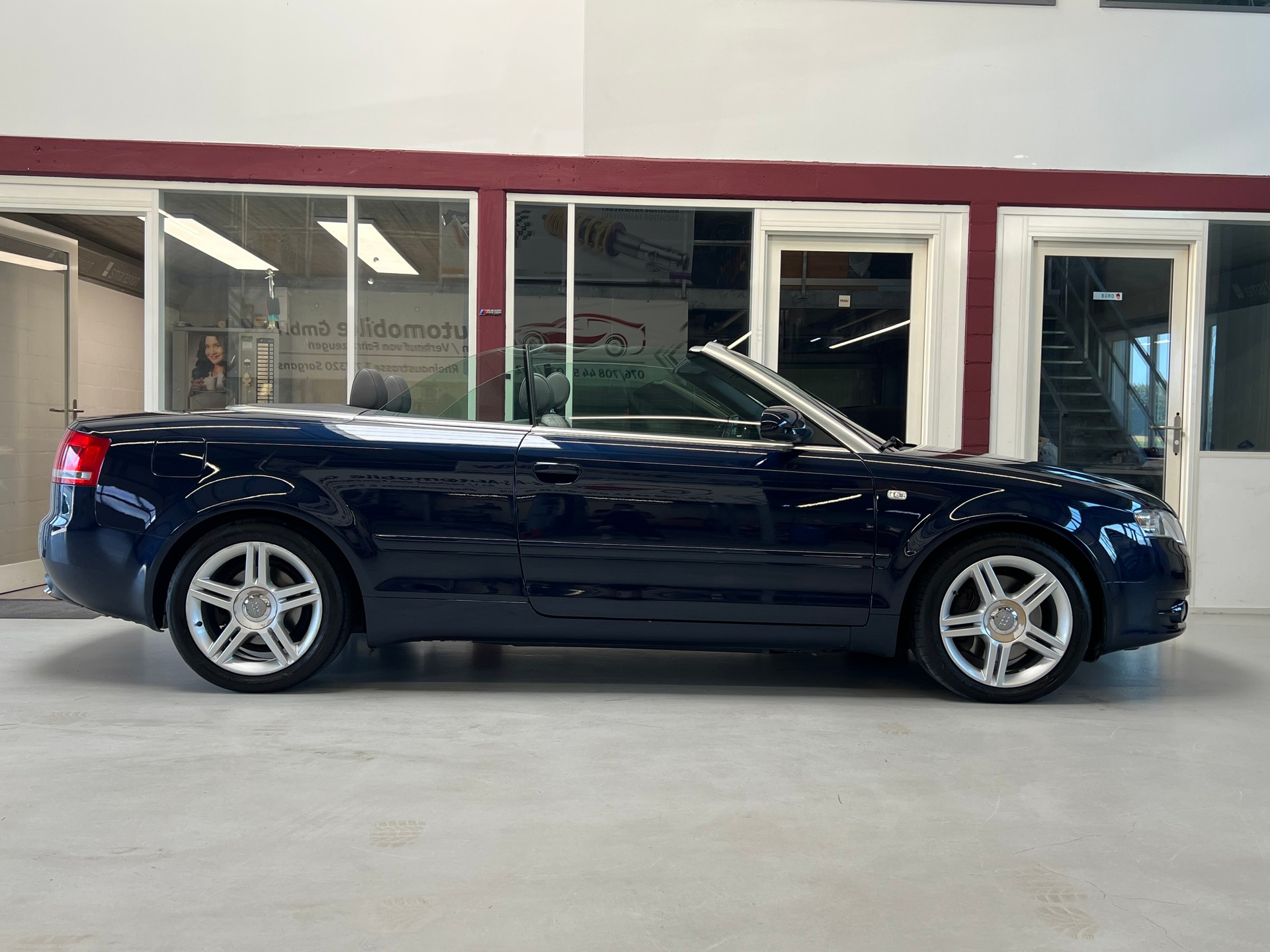 AUDI A4 Cabriolet 2.7 TDI multitronic-image-8