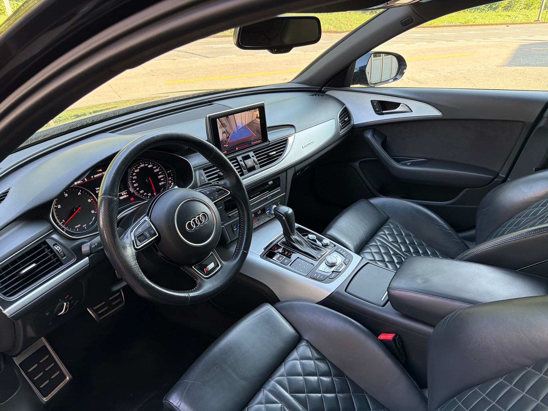 AUDI A6 Avant 3.0 TDI V6 quattro S-tronic-image-5