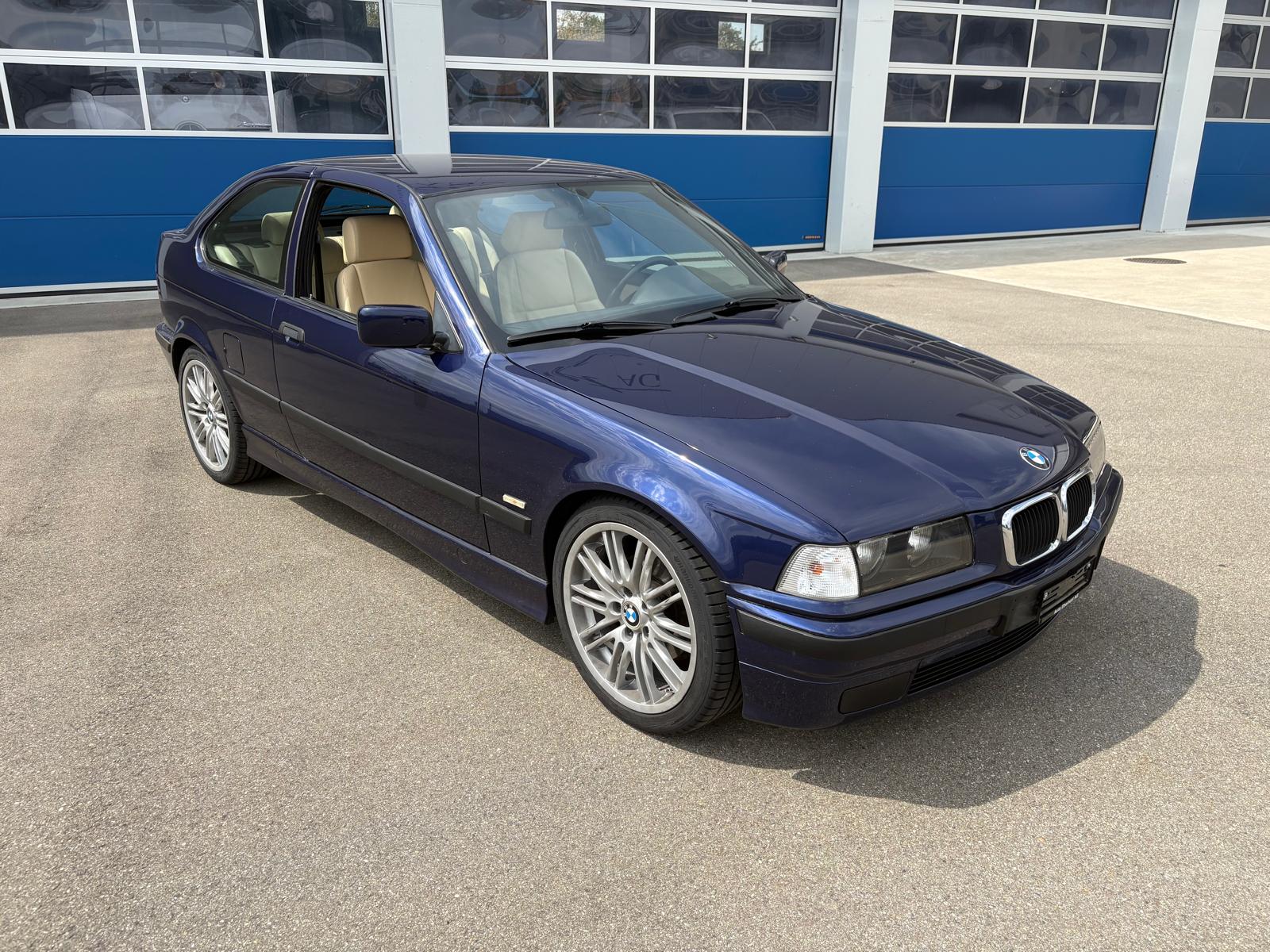 BMW 323ti Compact