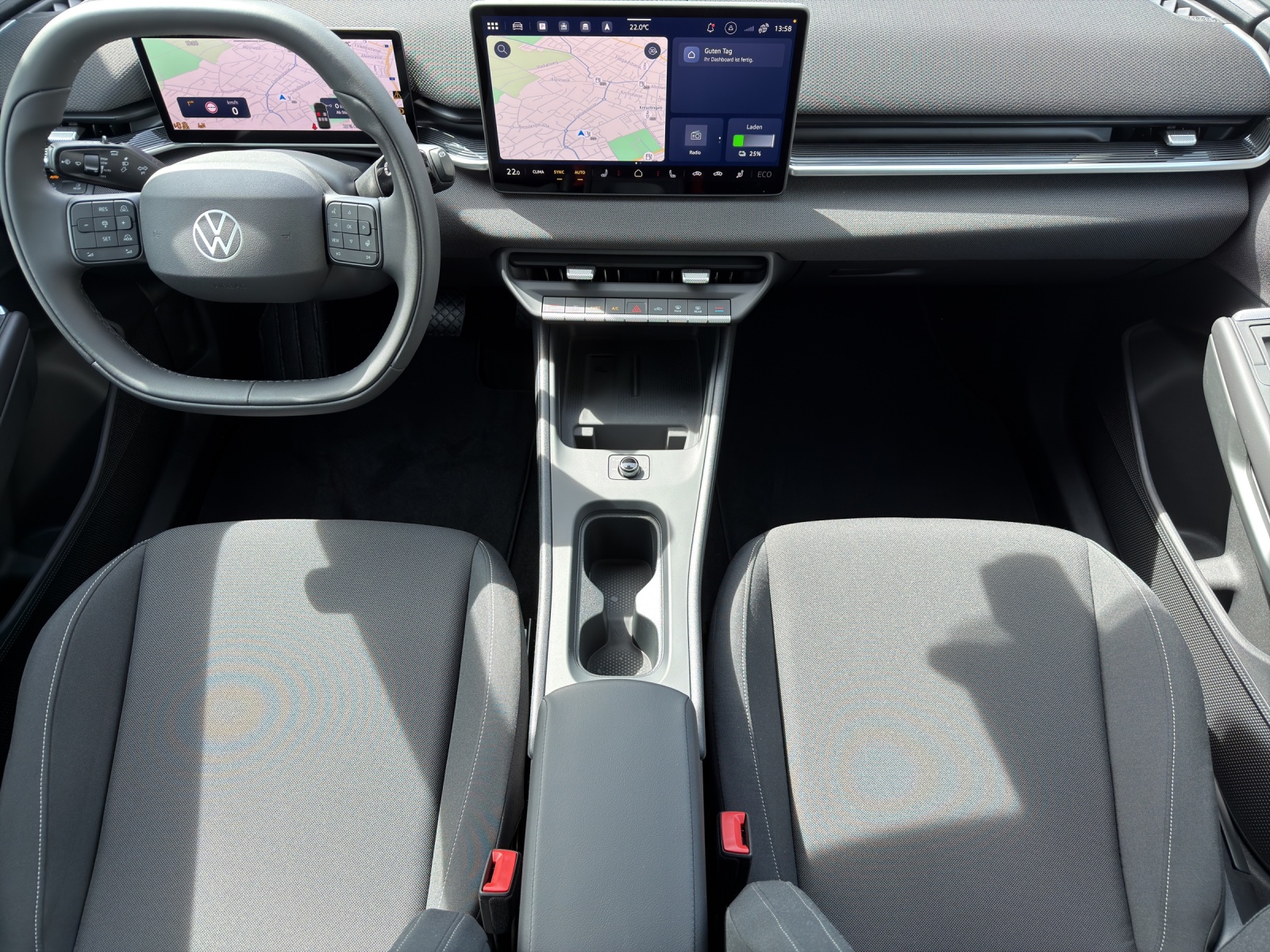 VW ID.Polo 52 kWh Life Edition One-image-8