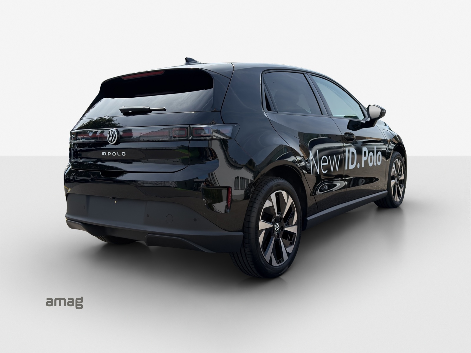 VW ID.Polo 52 kWh Life Edition One-image-4