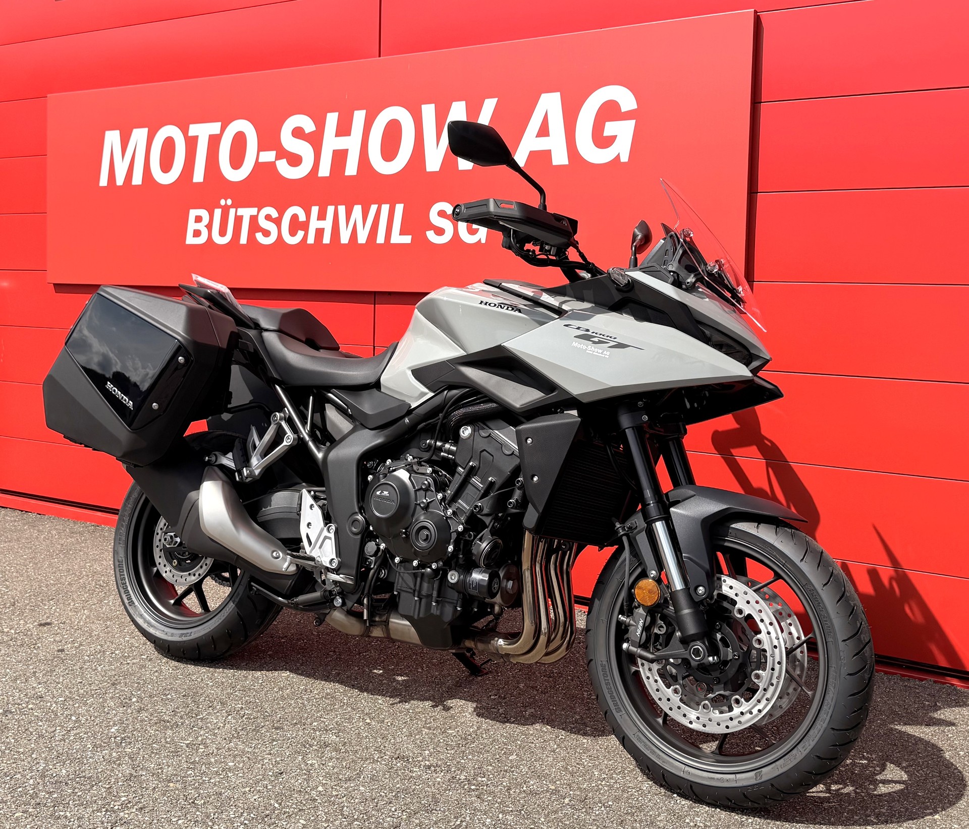 HONDA CB 1000 GT-image-1