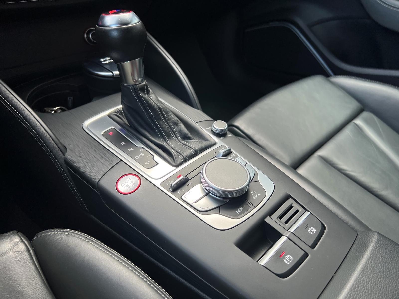 AUDI RS3 2.5 TSI quattro S-tronic-image-19
