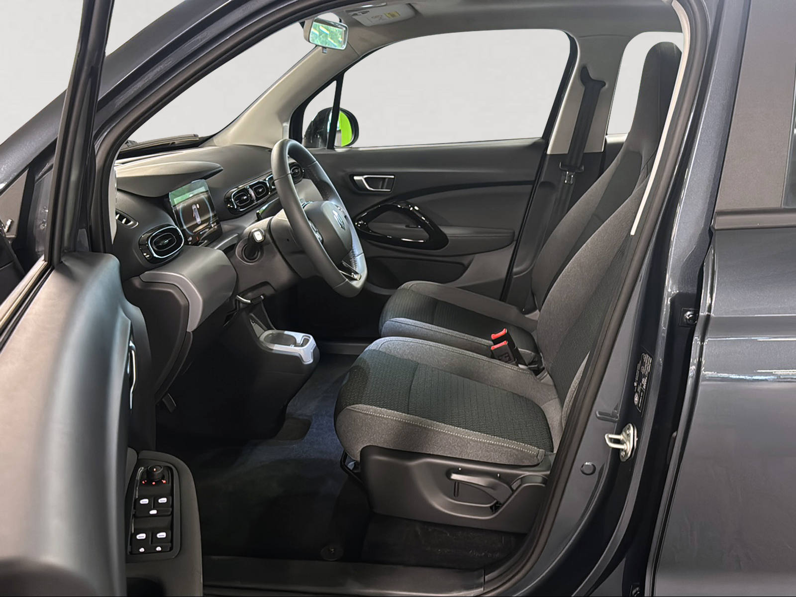 LEAPMOTOR T03 37kWh-image-22