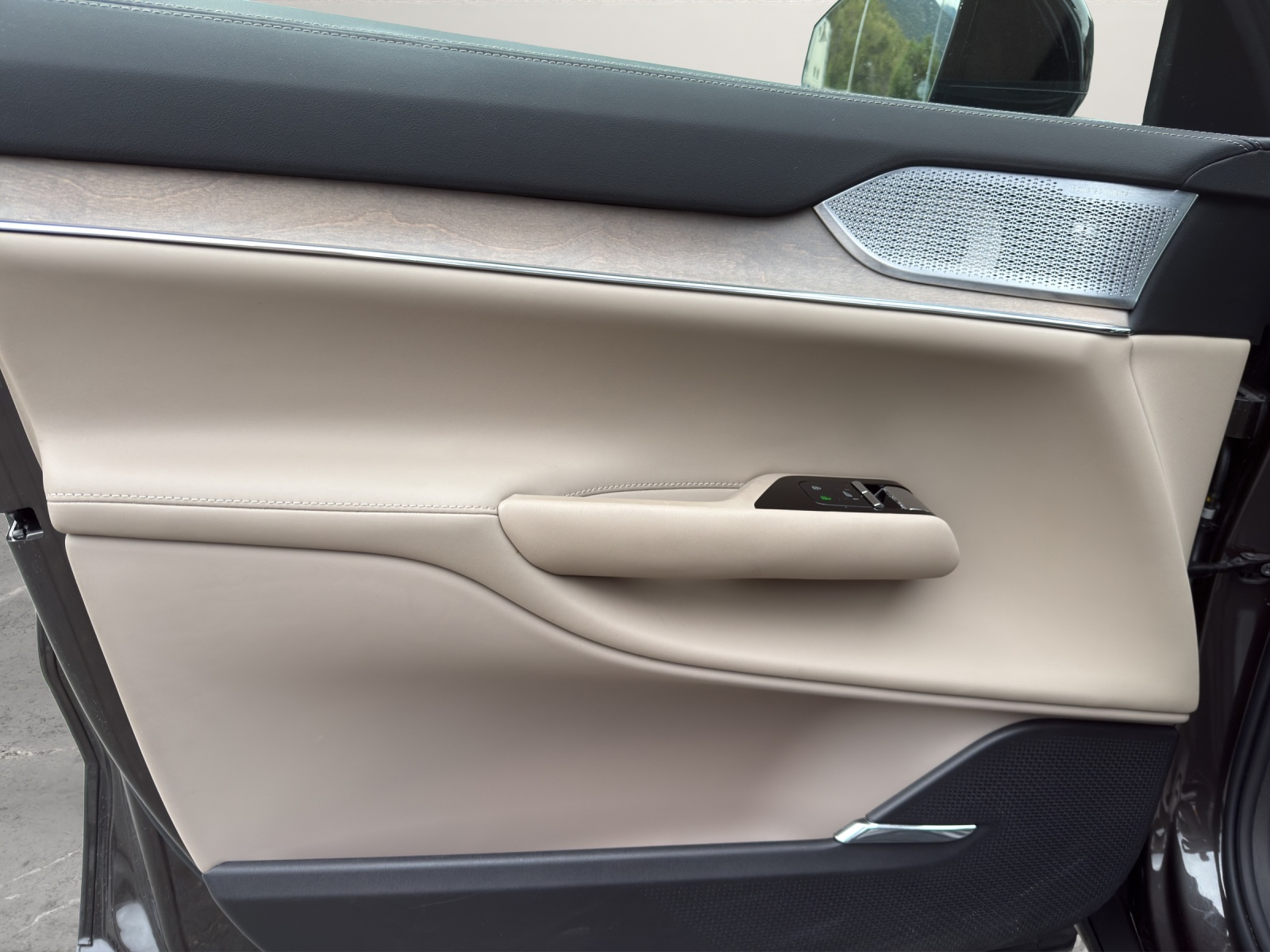 VOLVO EX90 Twin Performance Ultra AWD-image-4