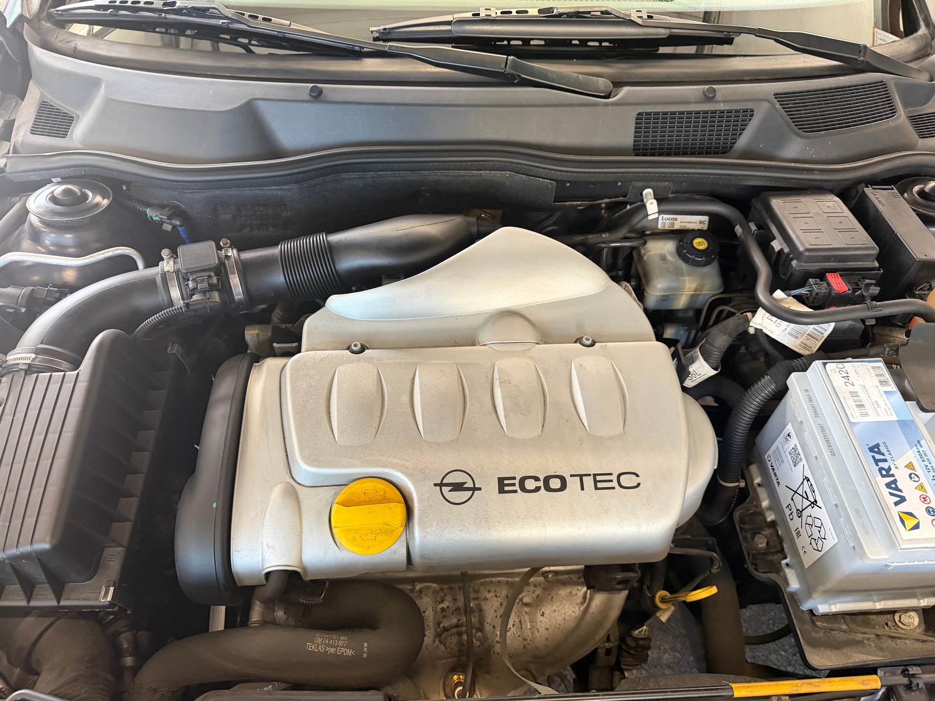 OPEL Astra Caravan 1.8i 16V Comfort-image-15