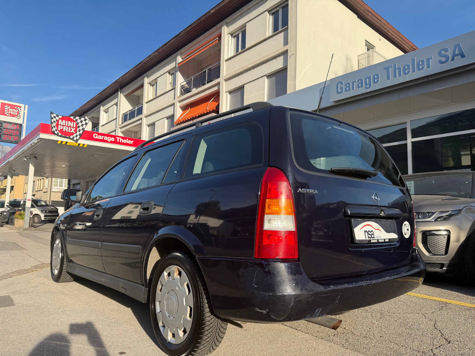 OPEL Astra Caravan 1.8i 16V Comfort-showroom-element-1
