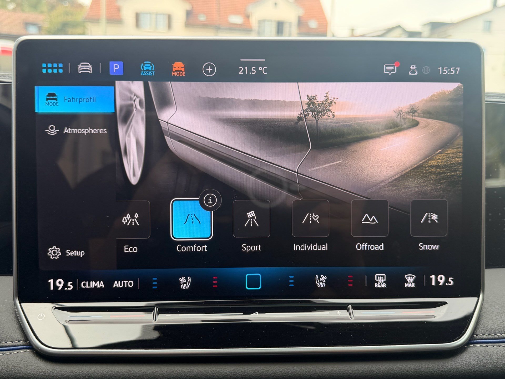 VW Tiguan 2.0 TSI 265PS 4Motion R-Line ***360° KAMERA & PANORAMADACH***-image-13