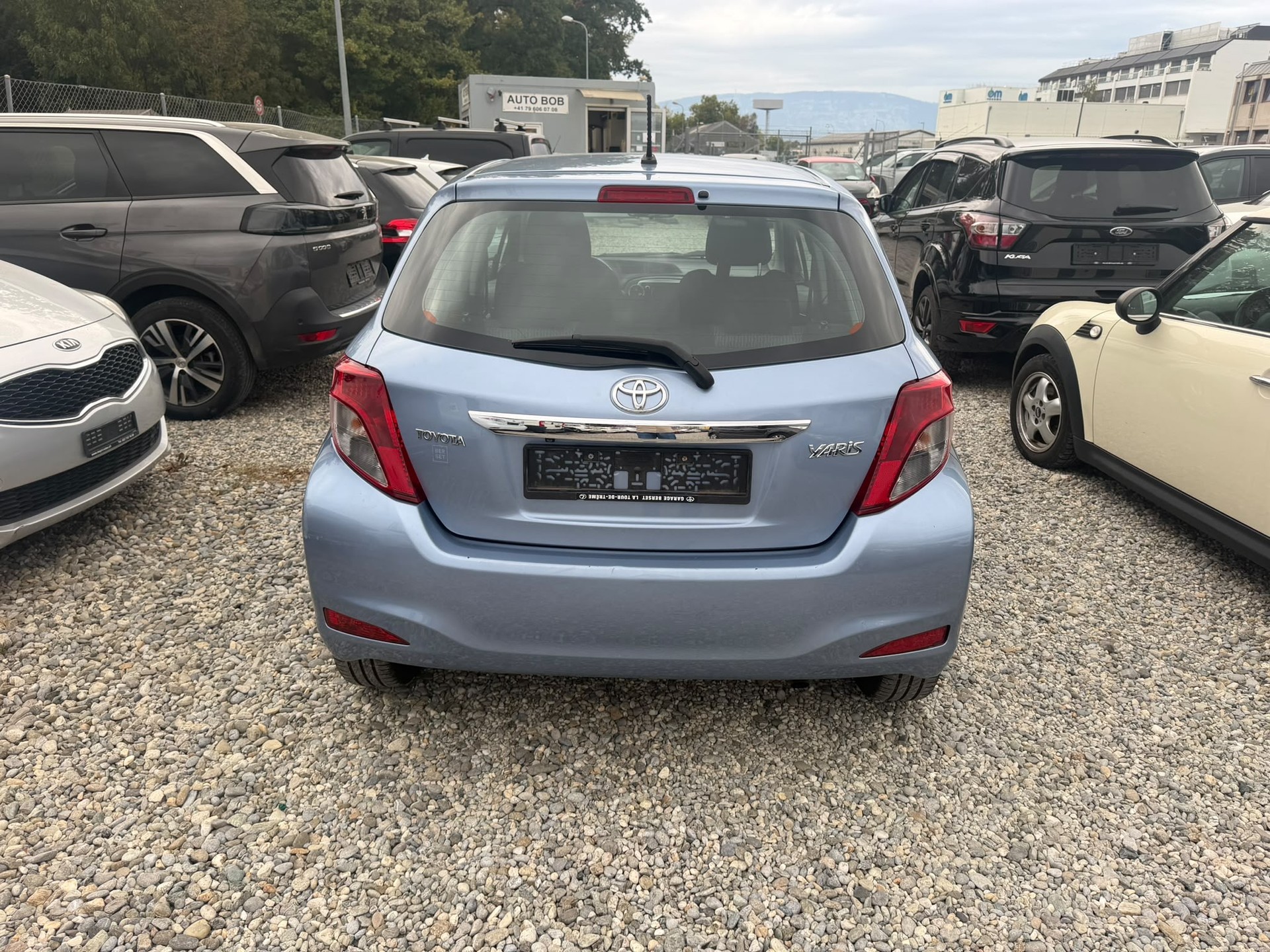 TOYOTA Yaris 1.33 Luna Multidrive-image-4