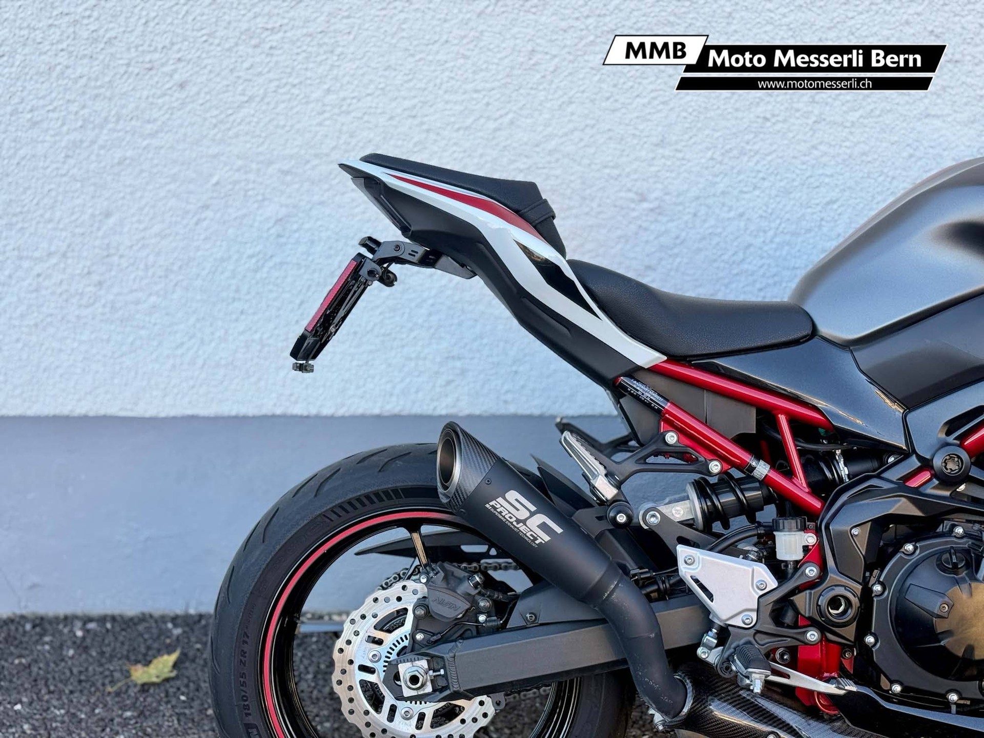 KAWASAKI Z 900-image-13