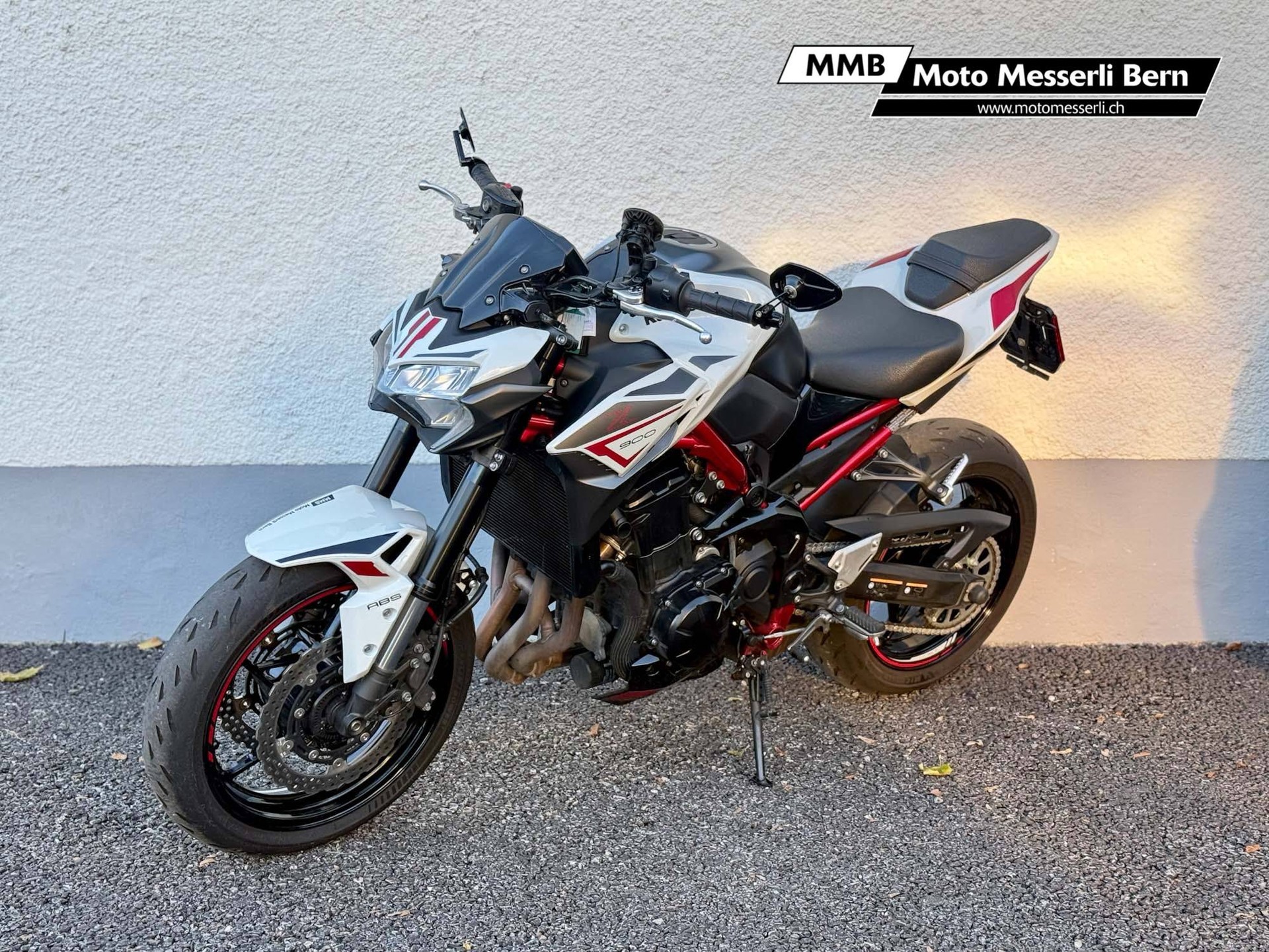 KAWASAKI Z 900-image-5