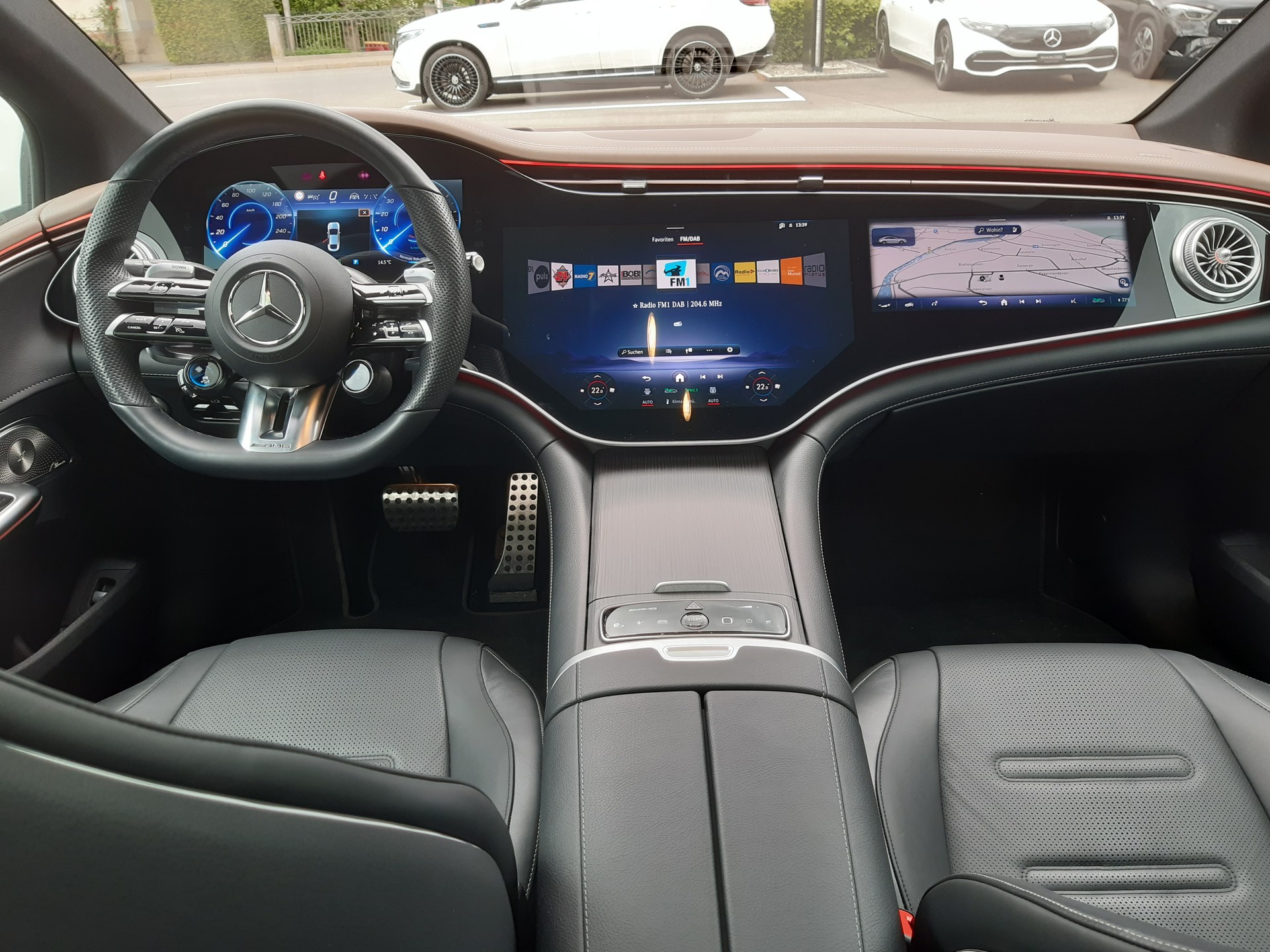 MERCEDES-BENZ EQE 43 4Matic-image-8