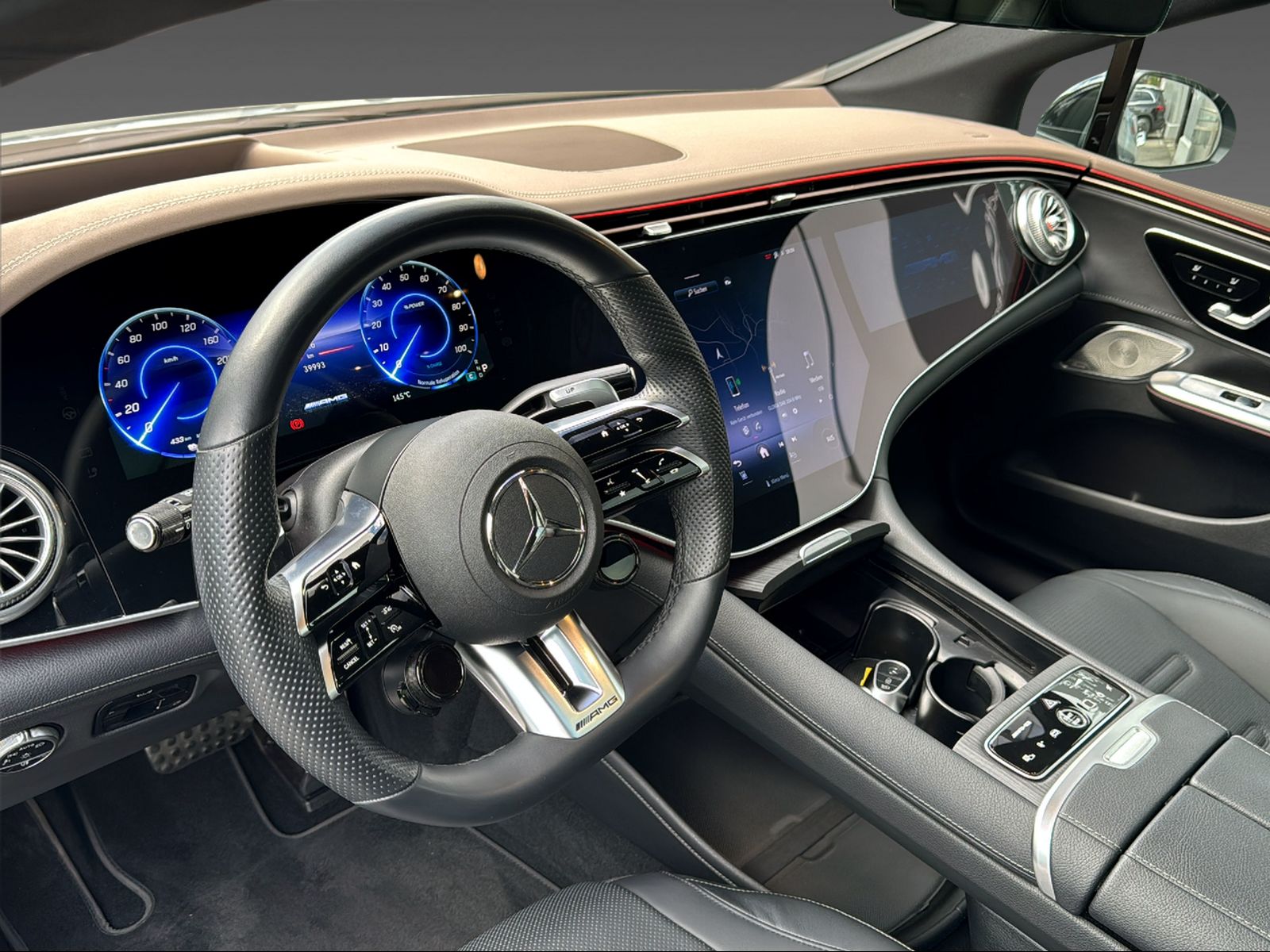 MERCEDES-BENZ EQE 43 4Matic-image-6