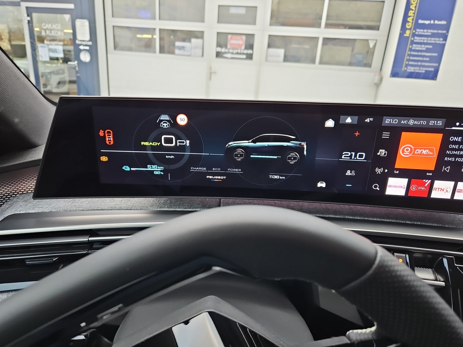 PEUGEOT 3008 73kWh GT-image-14