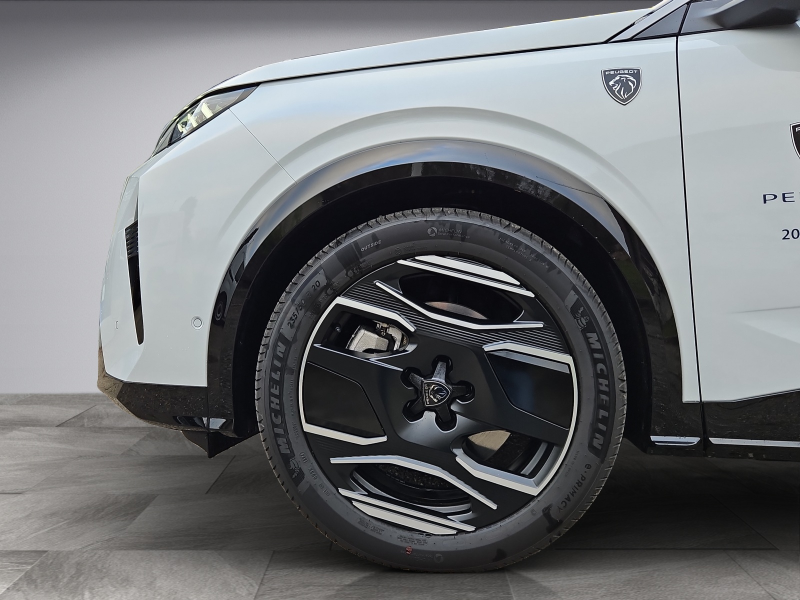 PEUGEOT 3008 73kWh GT-showroom-element-3