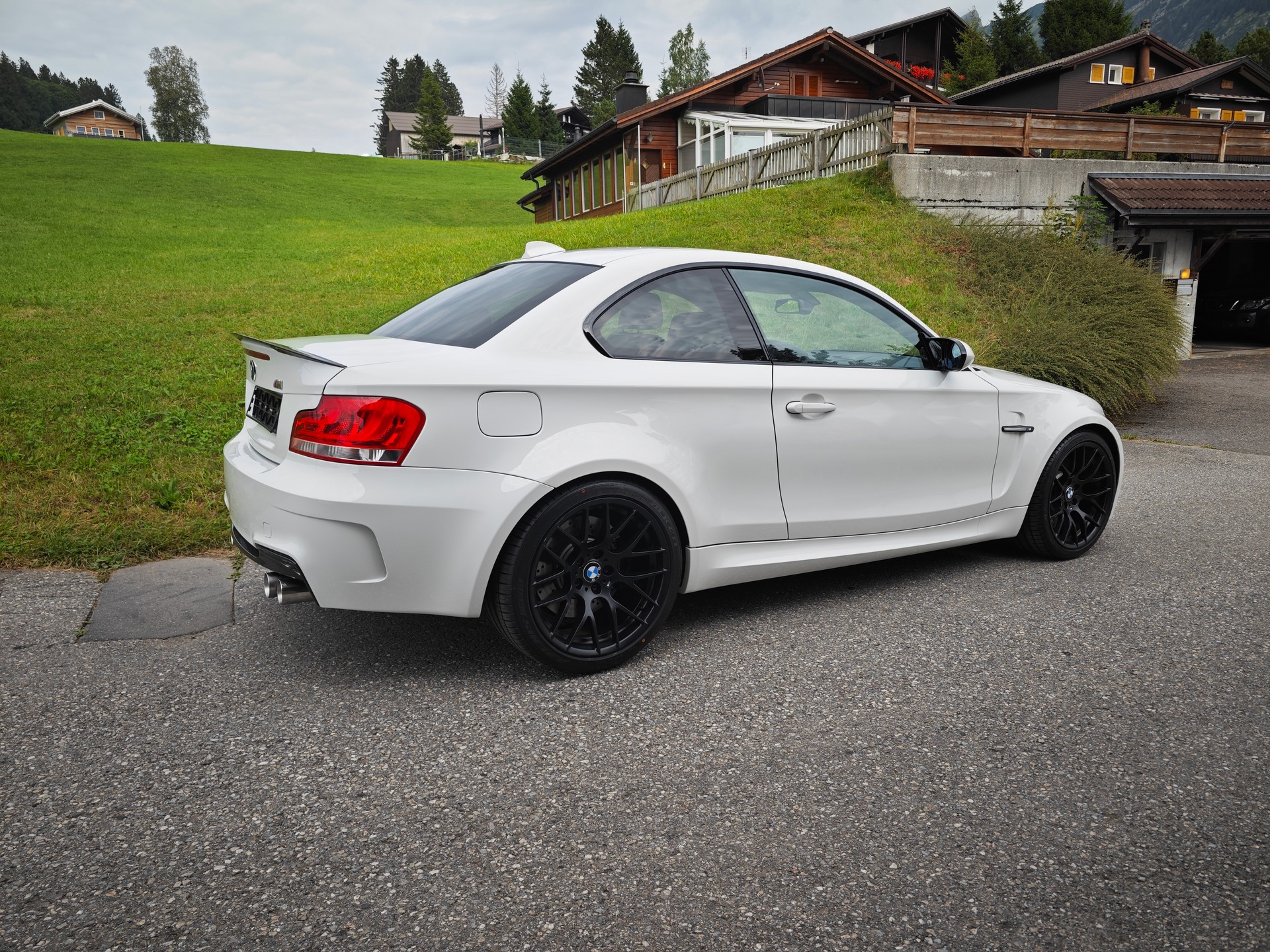 BMW 1er M Coupé-image-9