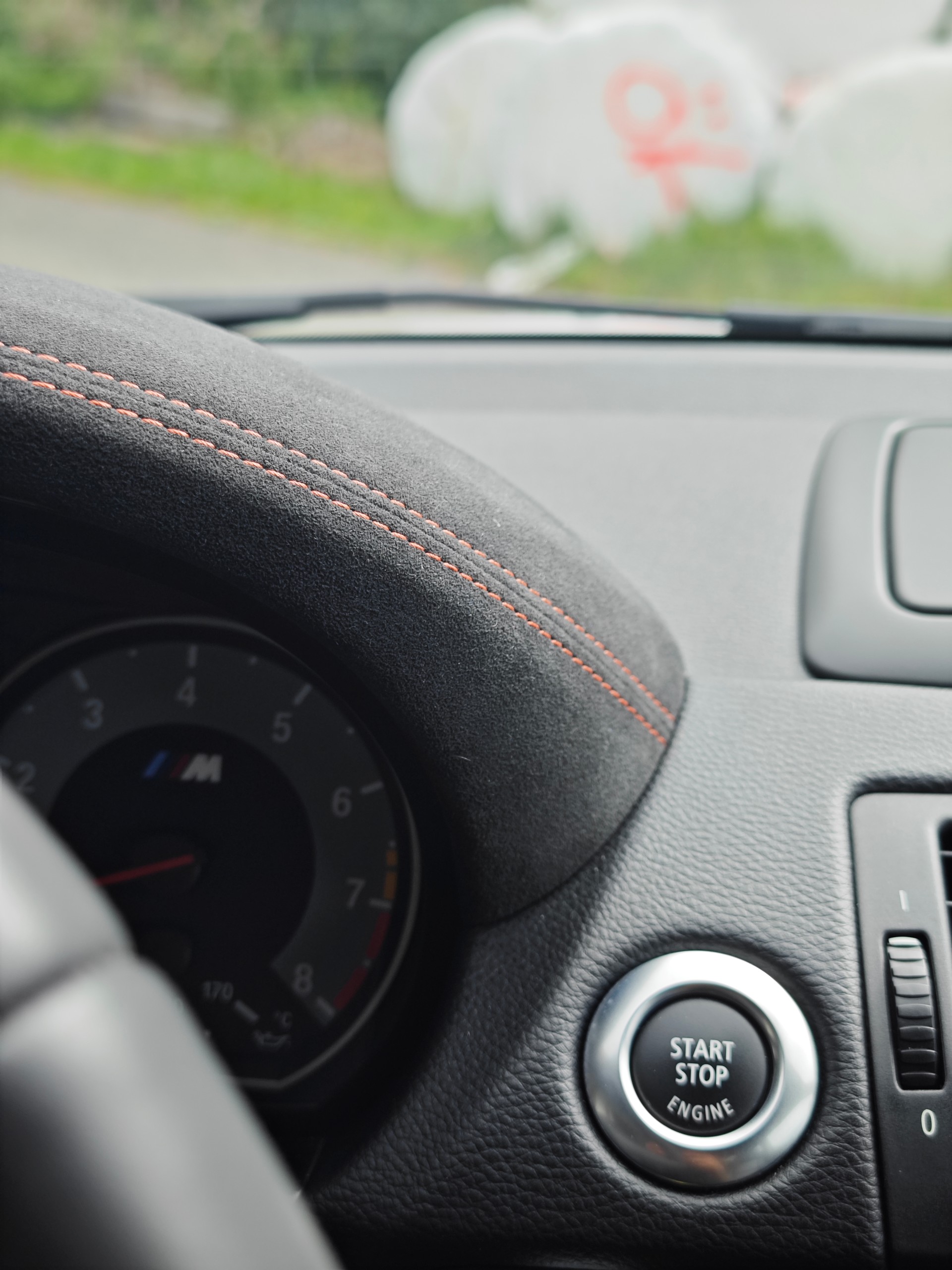 BMW 1er M Coupé-image-5