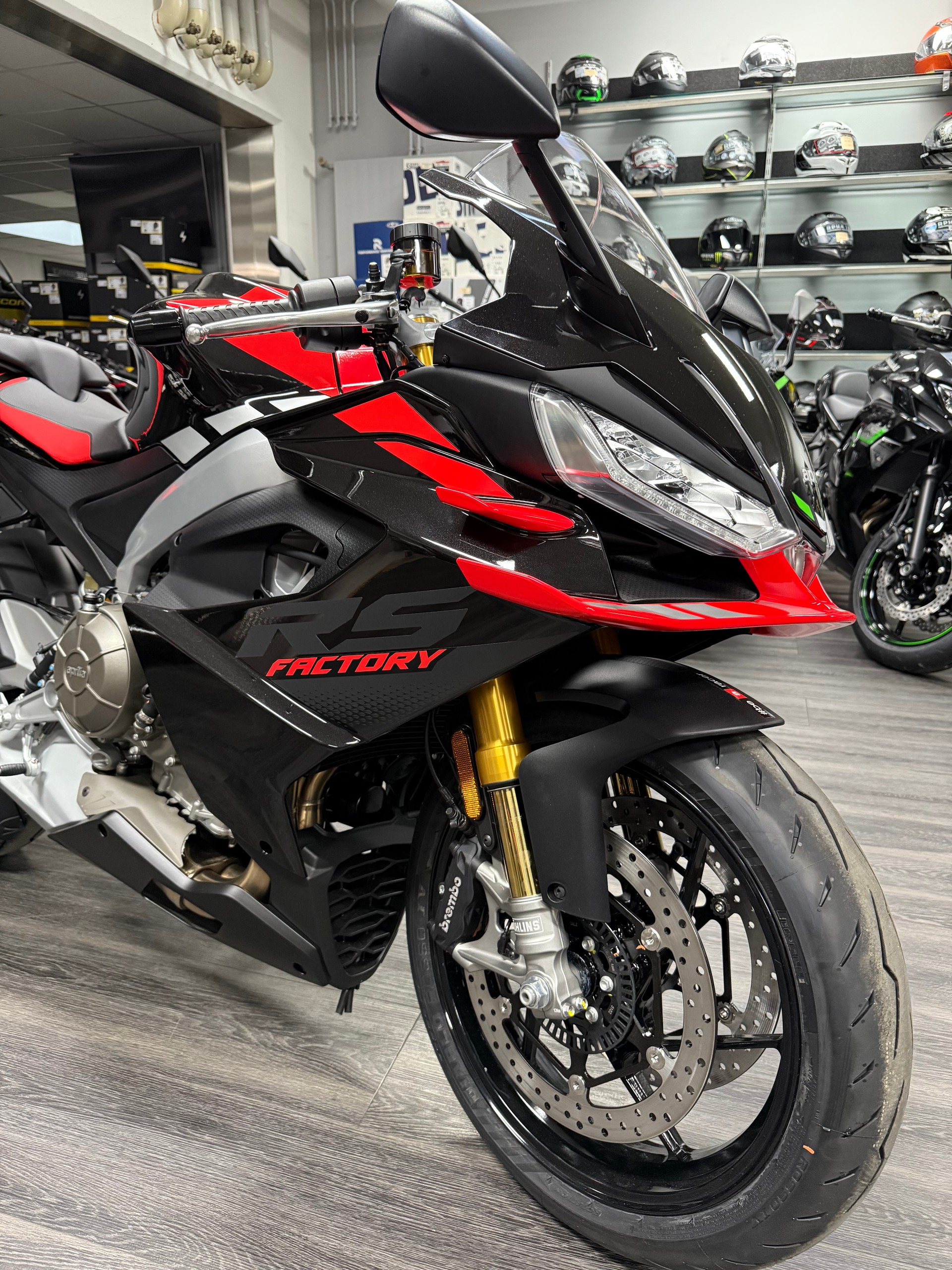 APRILIA RS 660 Factory E5+ 2025 Dark Banshee-image-6