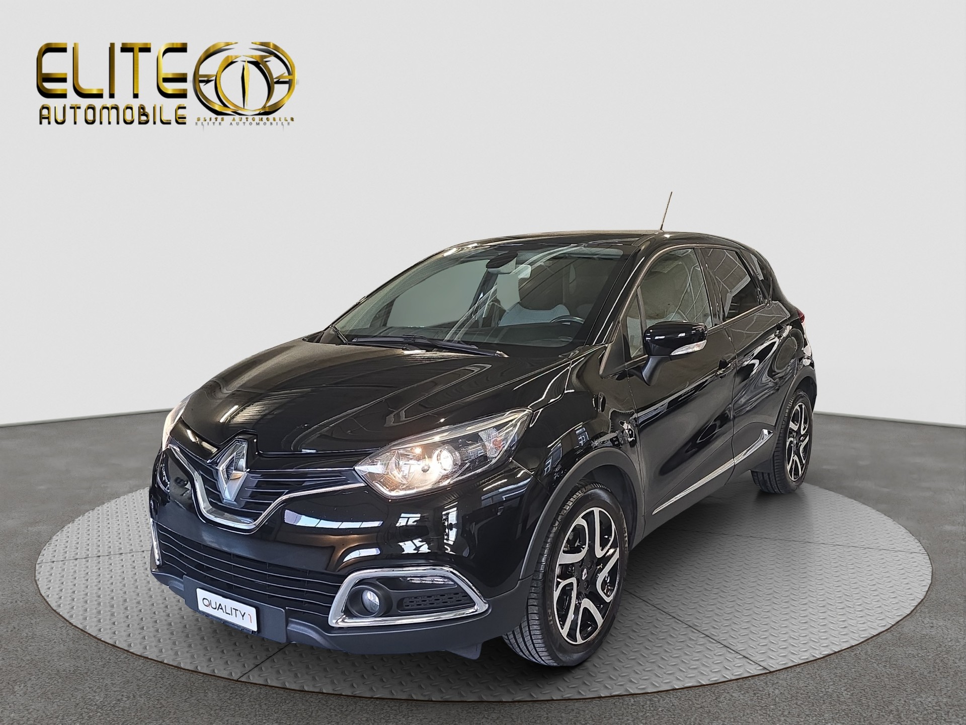 RENAULT Captur 1.2 T 16V Privilège EDC-showroom-element-3