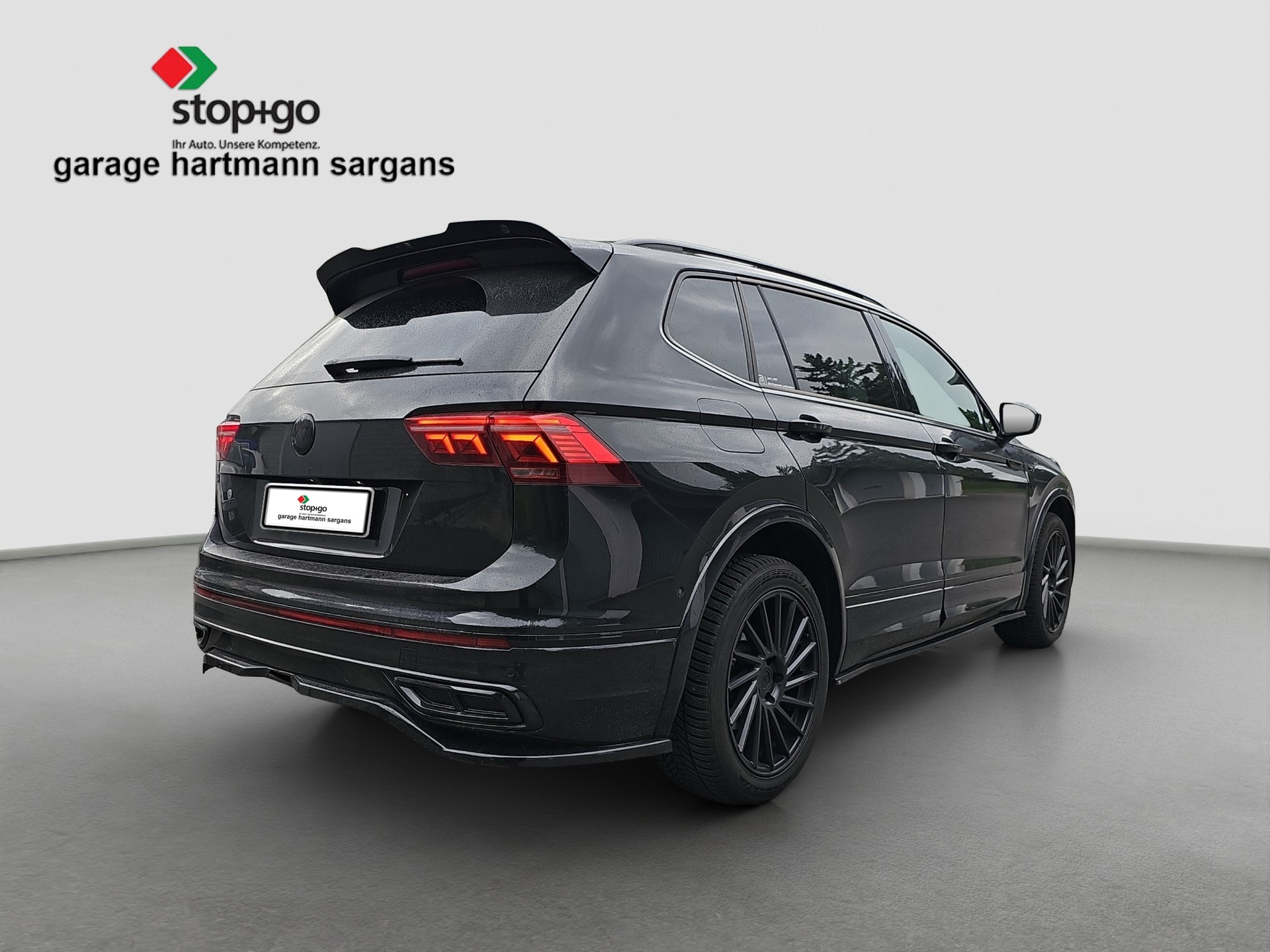 VW Tiguan Allspace 2.0TSI R-Line 4Motion DSG-image-6