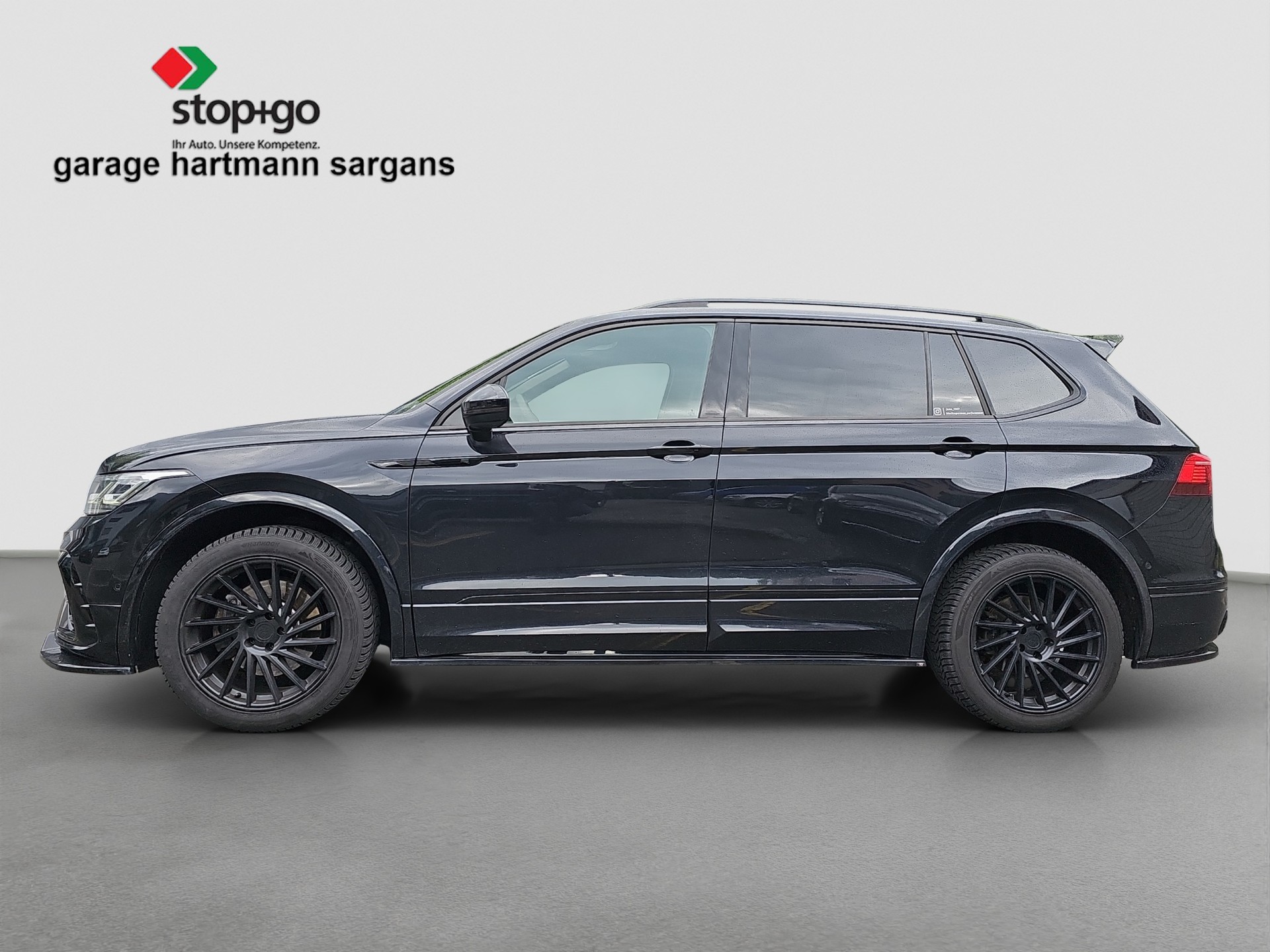 VW Tiguan Allspace 2.0TSI R-Line 4Motion DSG-image-3