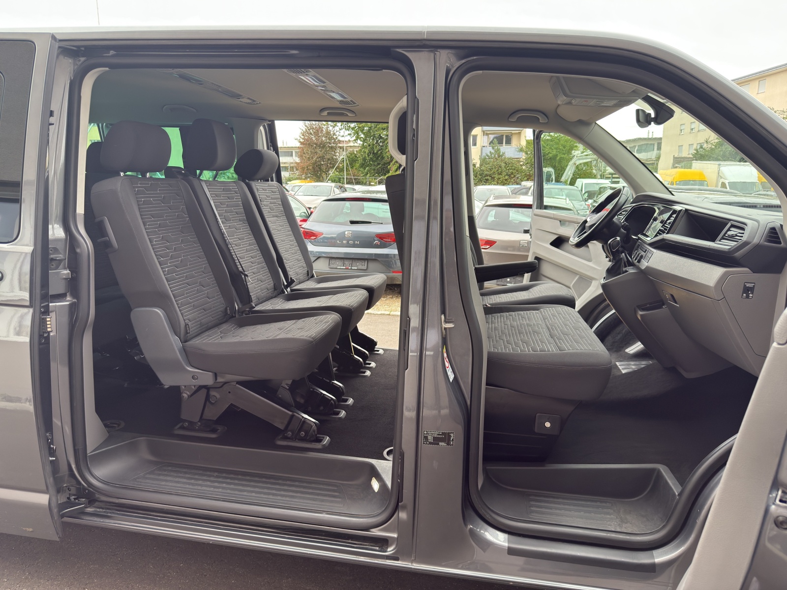 VW T6.1 Caravelle 2.0 TDI Comfortline 4Motion DSG LWB-image-22