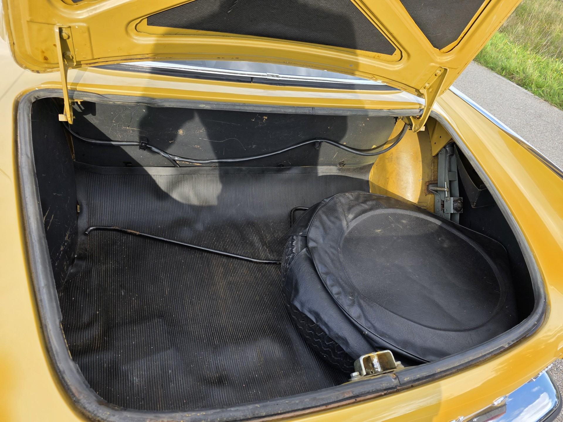 VOLVO Sport P1800E-image-15