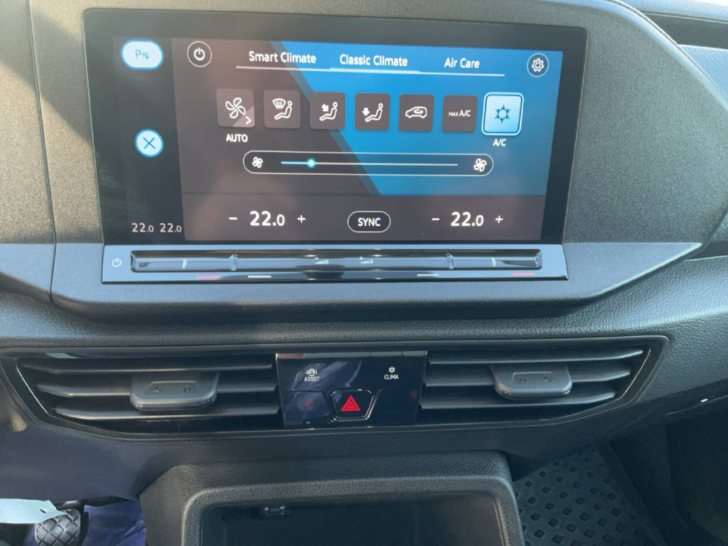 VW Caddy 2.0 TDI 102-image-15