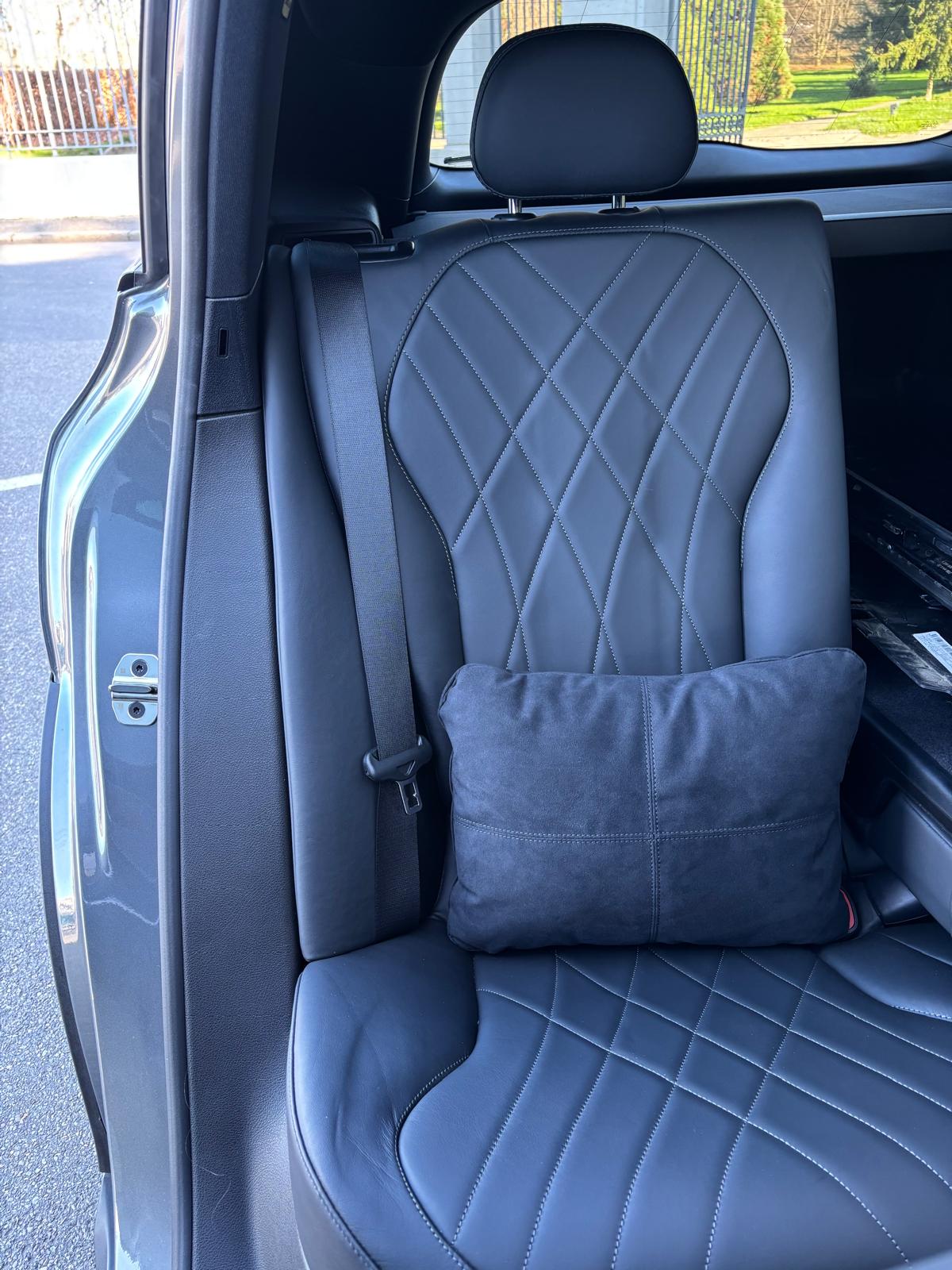 MERCEDES-BENZ EQE SUV 500 4 Matic Executive Edition-image-8