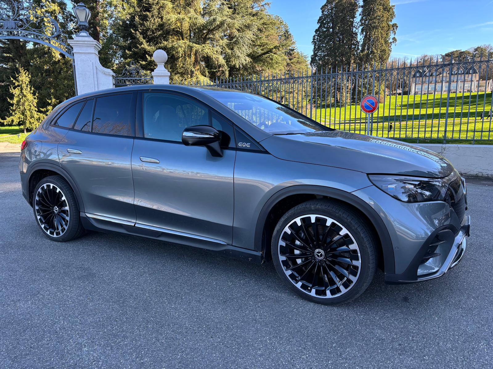 MERCEDES-BENZ EQE SUV 500 4 Matic Executive Edition