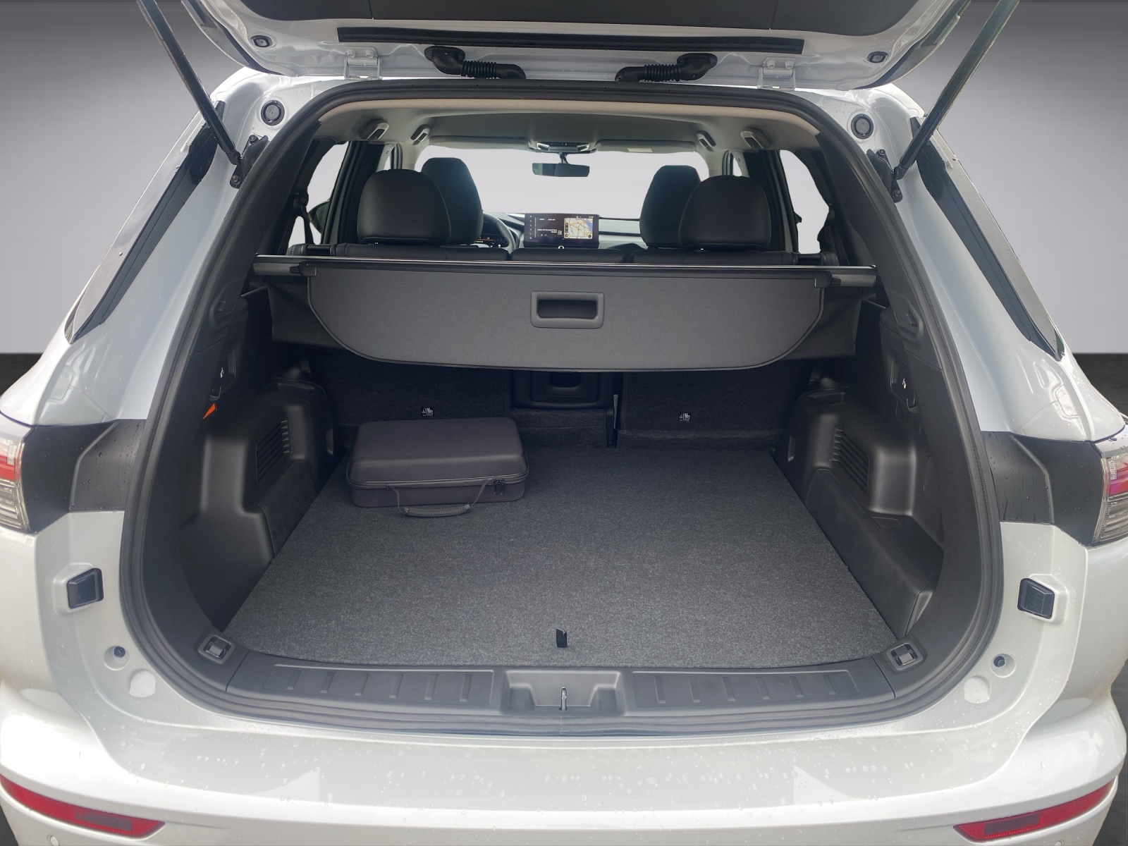 MITSUBISHI Outlander 2.4 PHEV Invite 4x4-image-15