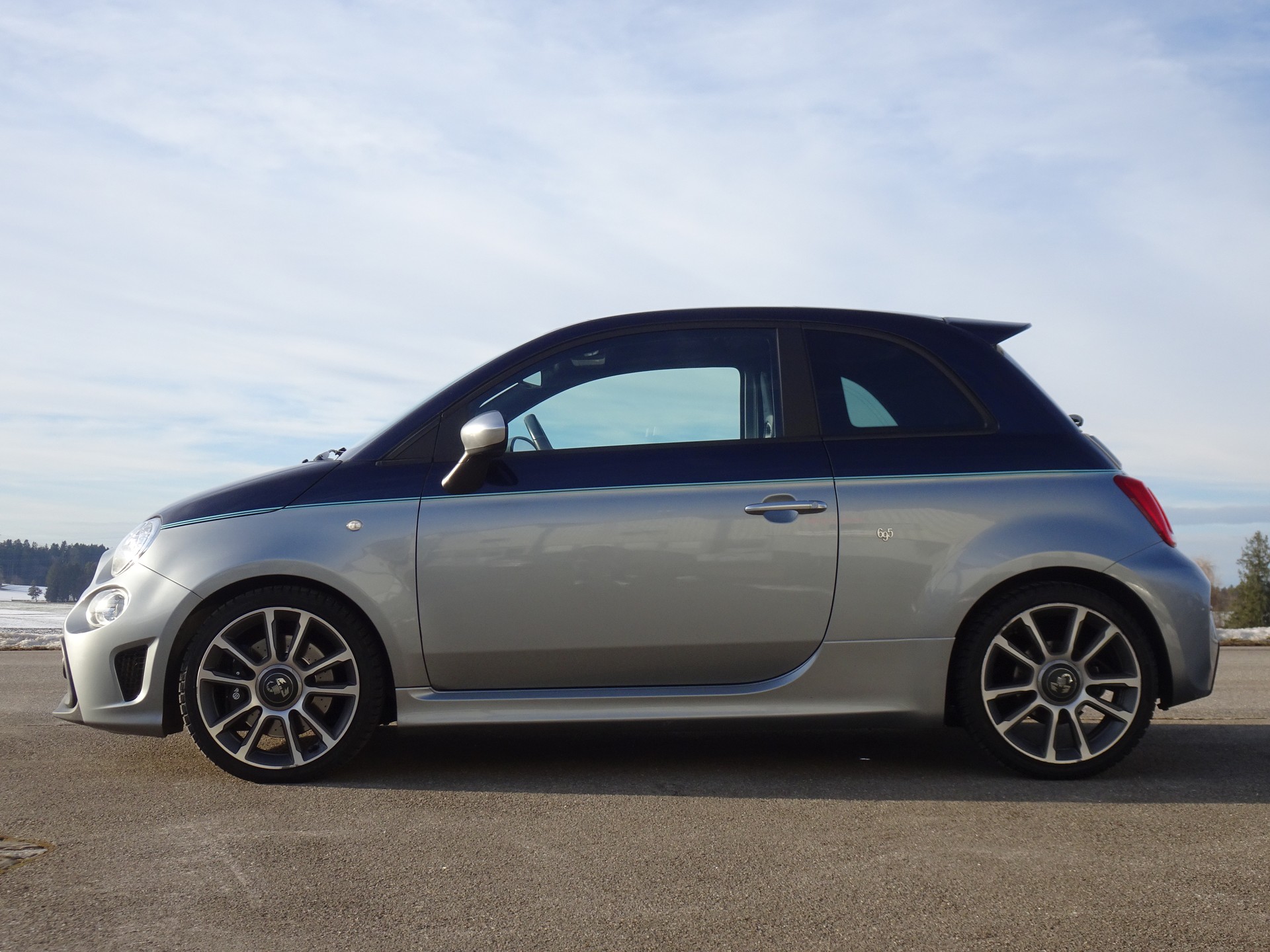 FIAT 695 1.4 16V Turbo Abarth Rivale-image-1