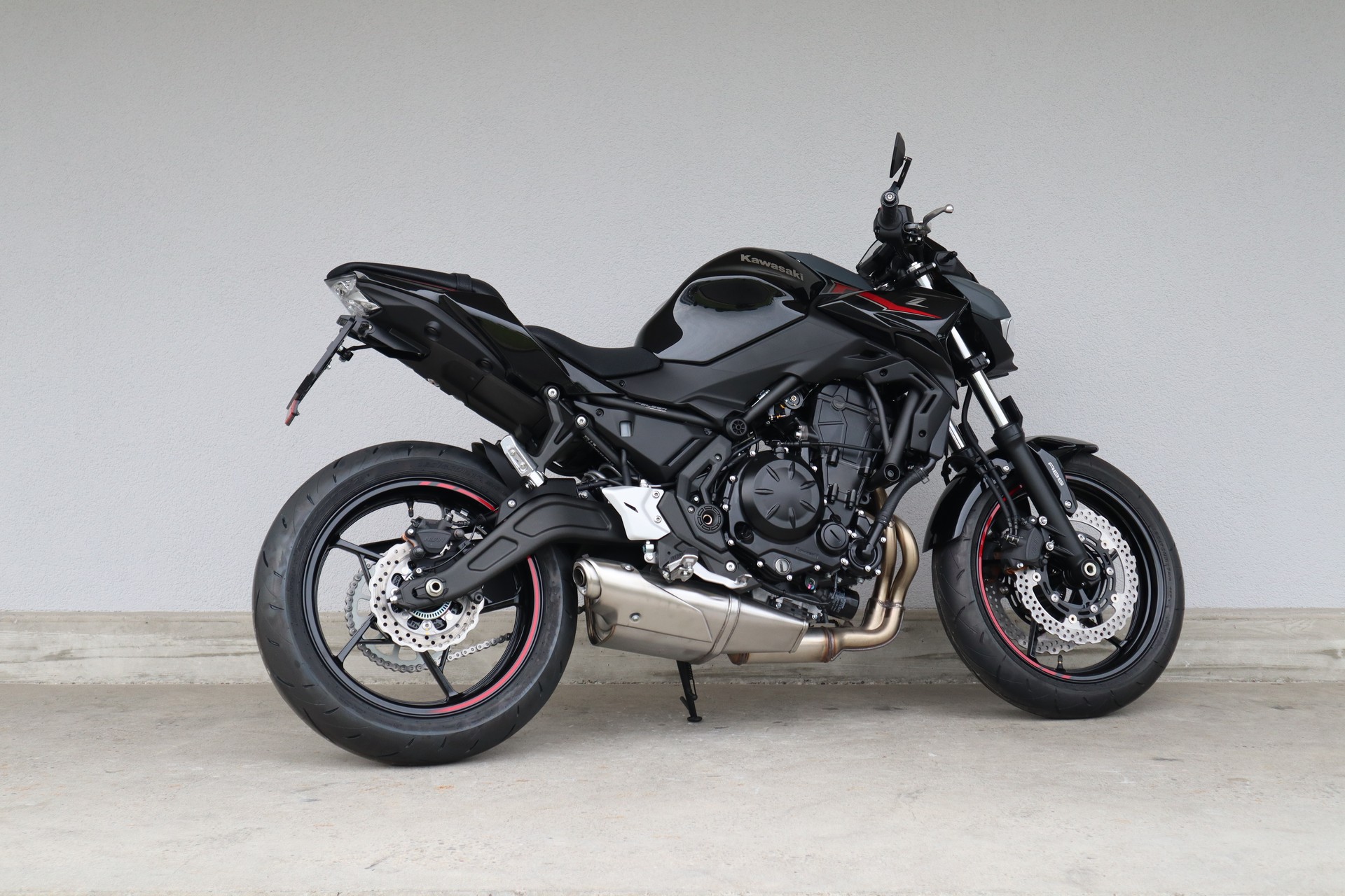 KAWASAKI Z 650 (35kW)-image-2