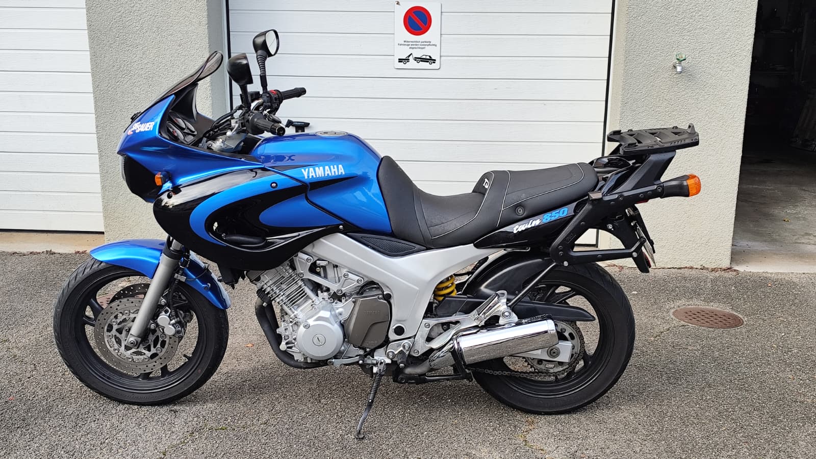YAMAHA TDM 850-image-1