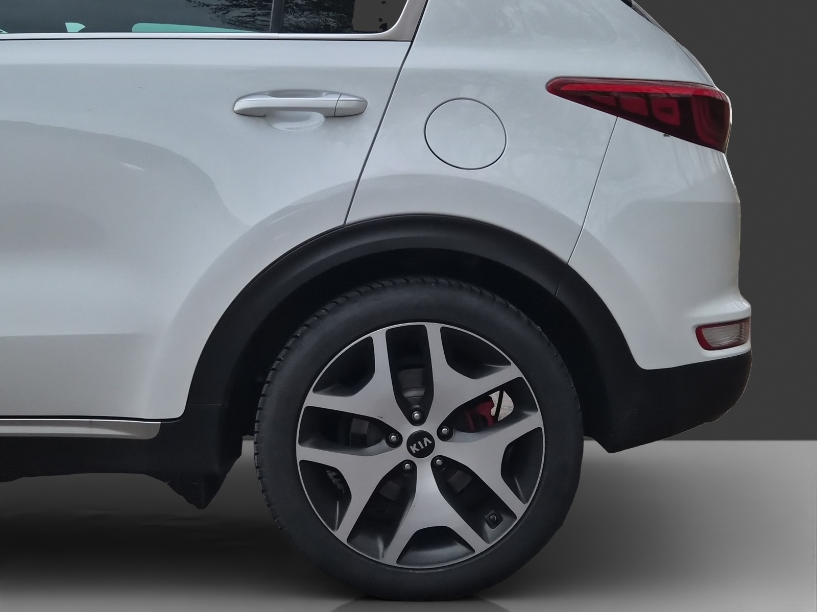 KIA Sportage 1.6 T-GDi Style GT Line 4WD Automat-image-10