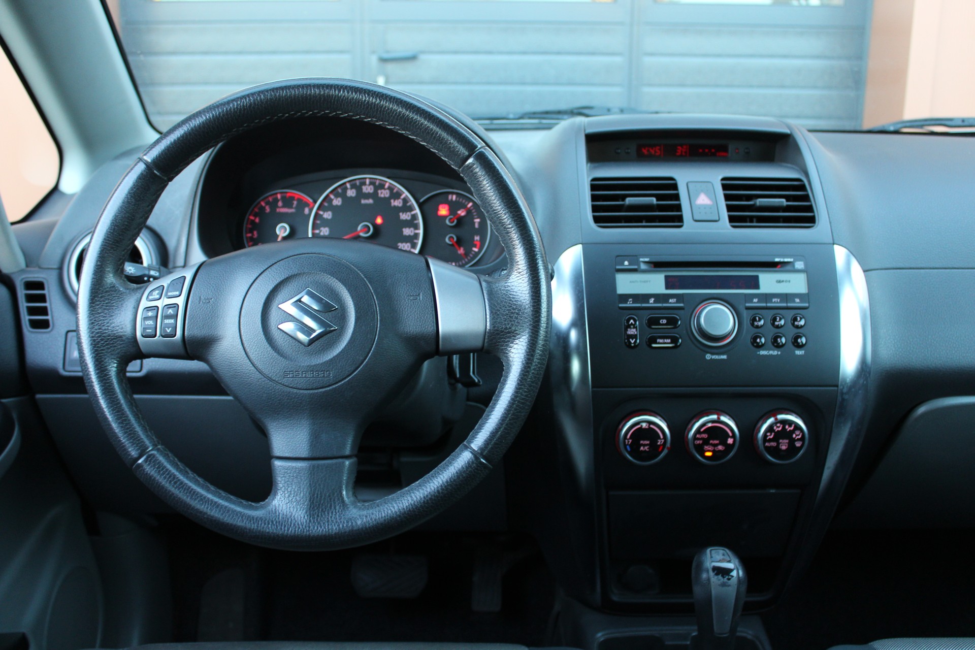 SUZUKI SX4 1.6 16V GL Top 2WD Automatic-image-9