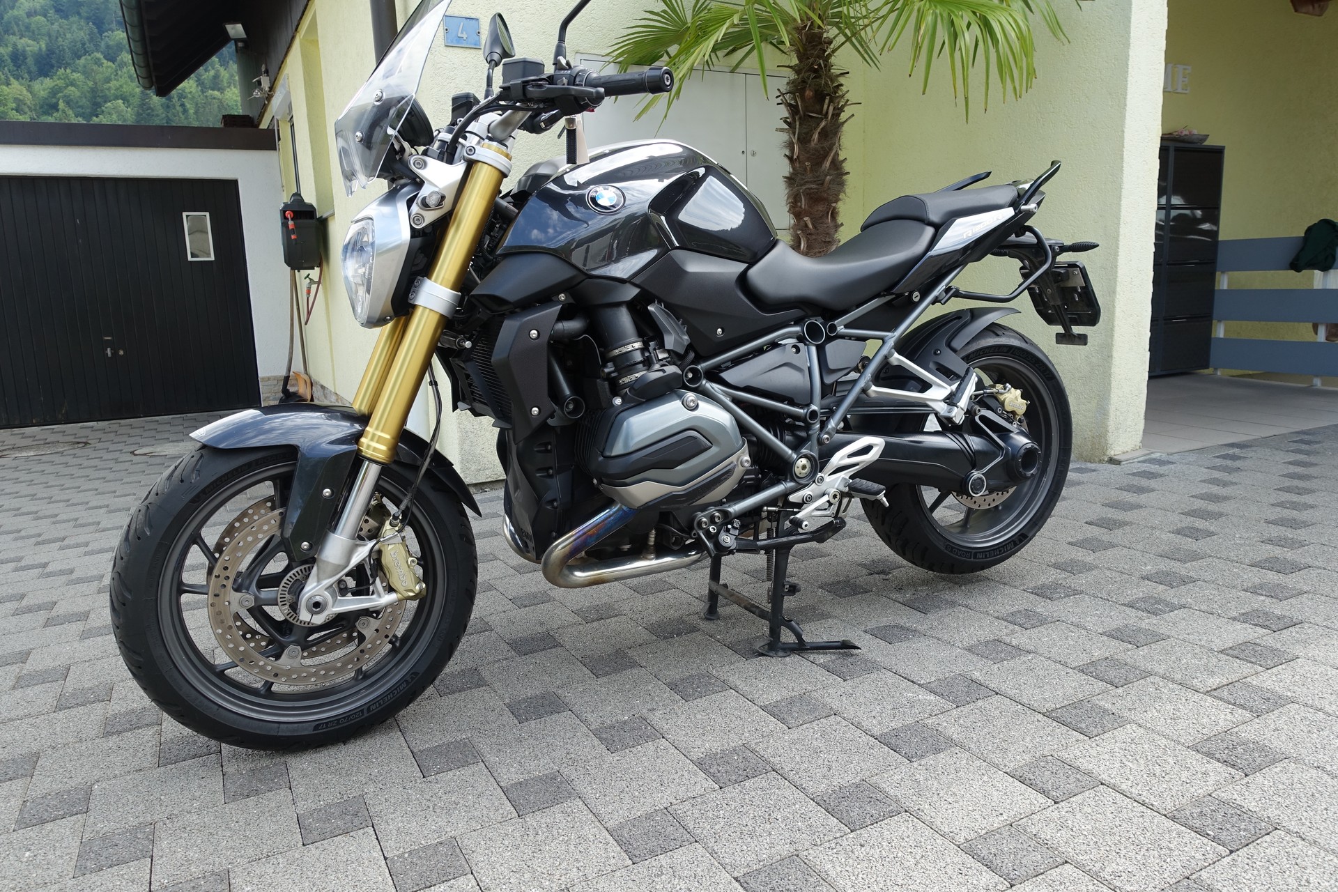 BMW R 1200 R ABS-image-9