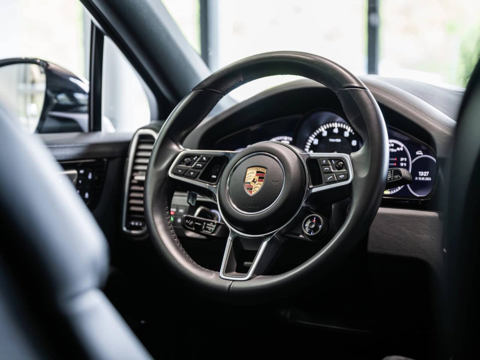 PORSCHE Cayenne E-Hybrid Coupé-image-14
