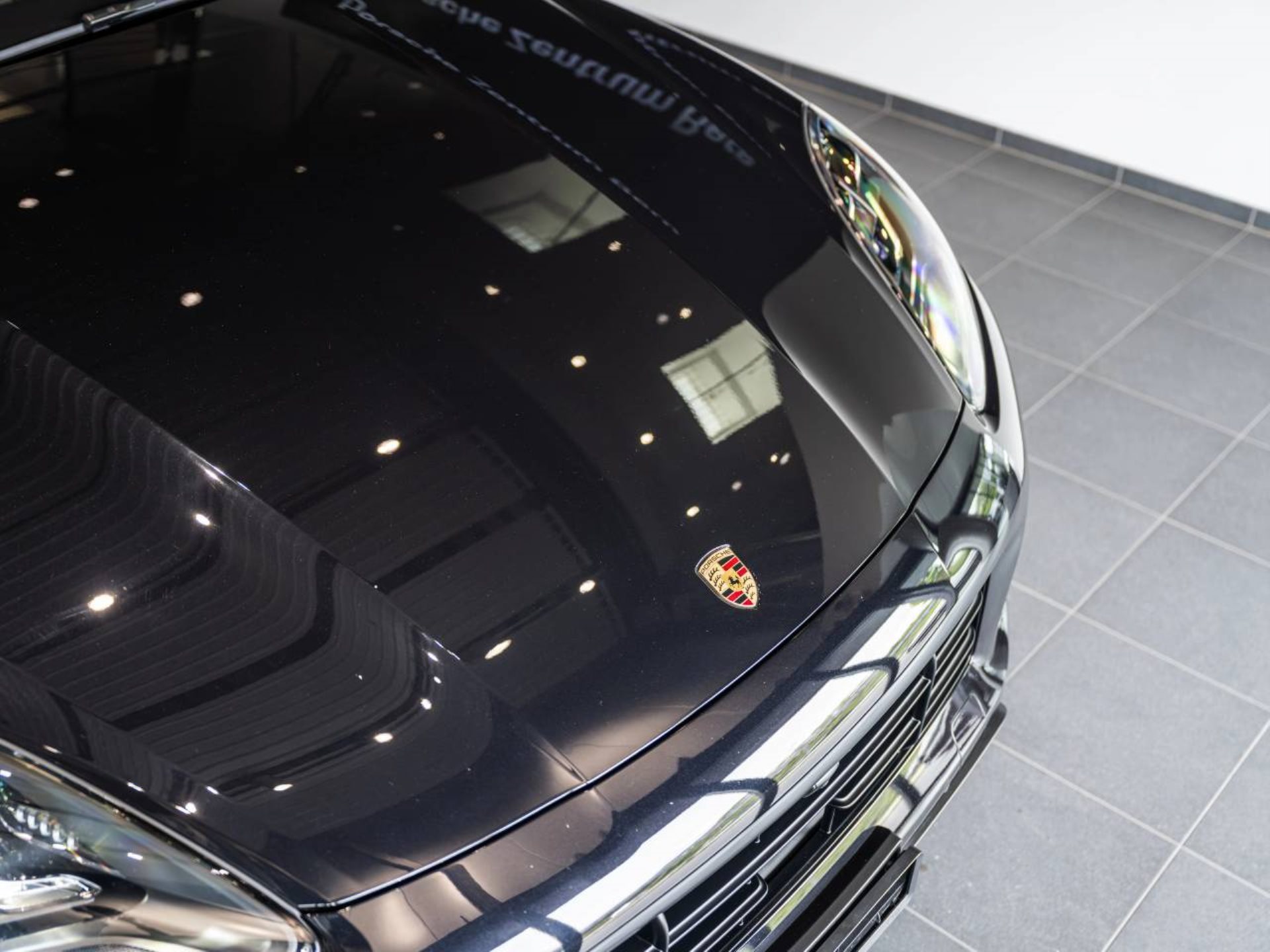 PORSCHE Cayenne E-Hybrid Coupé-image-24