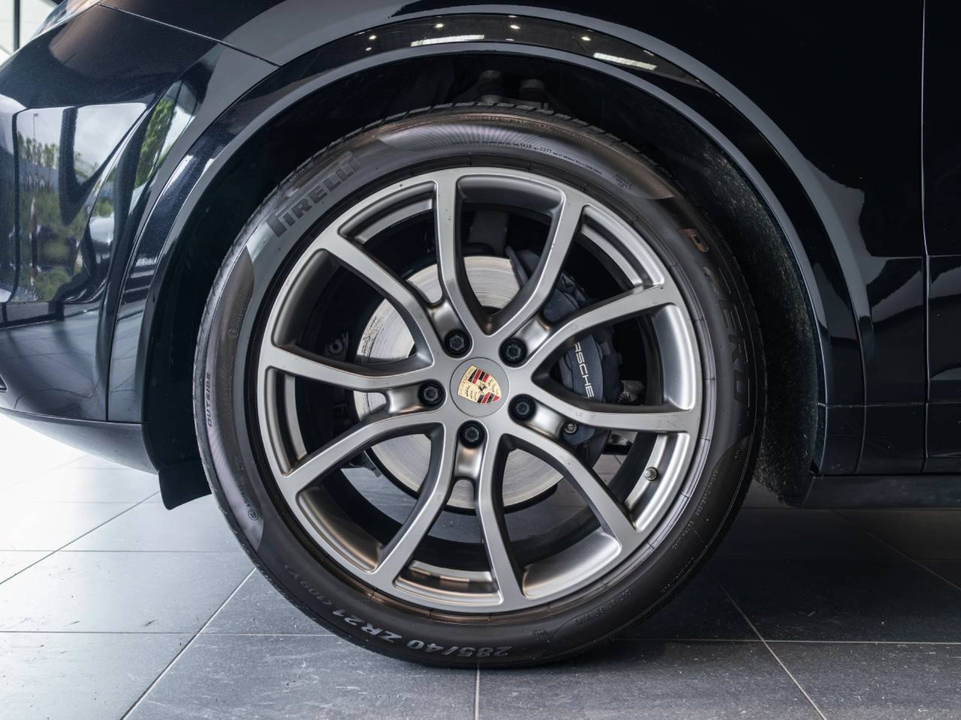PORSCHE Cayenne E-Hybrid Coupé-image-30