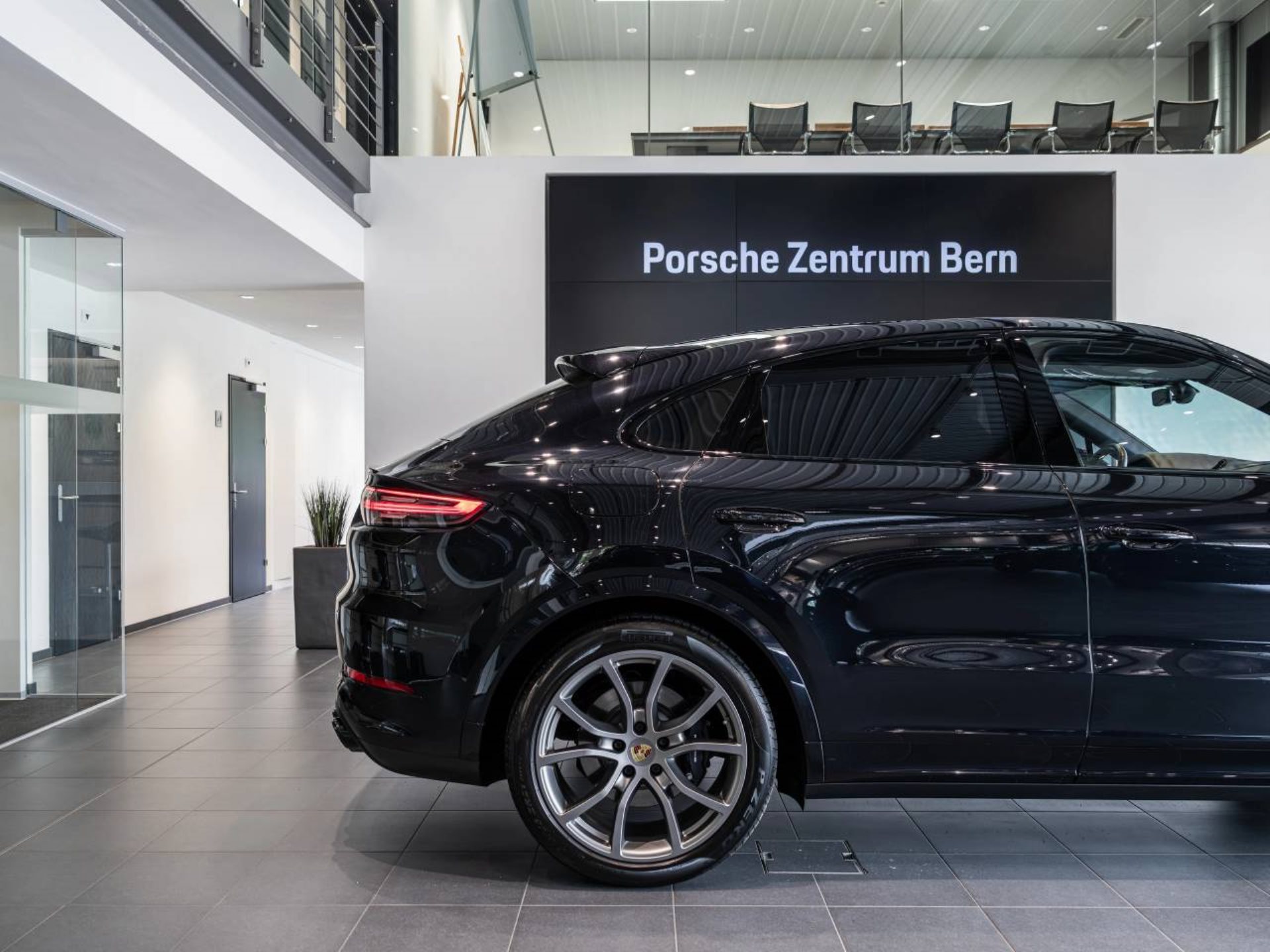 PORSCHE Cayenne E-Hybrid Coupé-image-10