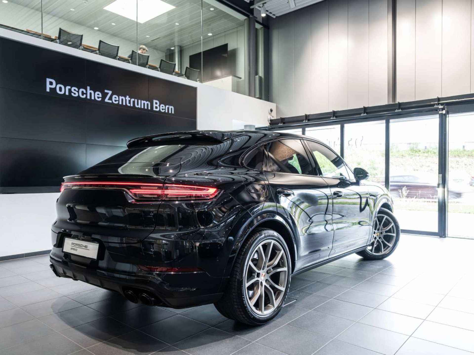 PORSCHE Cayenne E-Hybrid Coupé-showroom-element-2