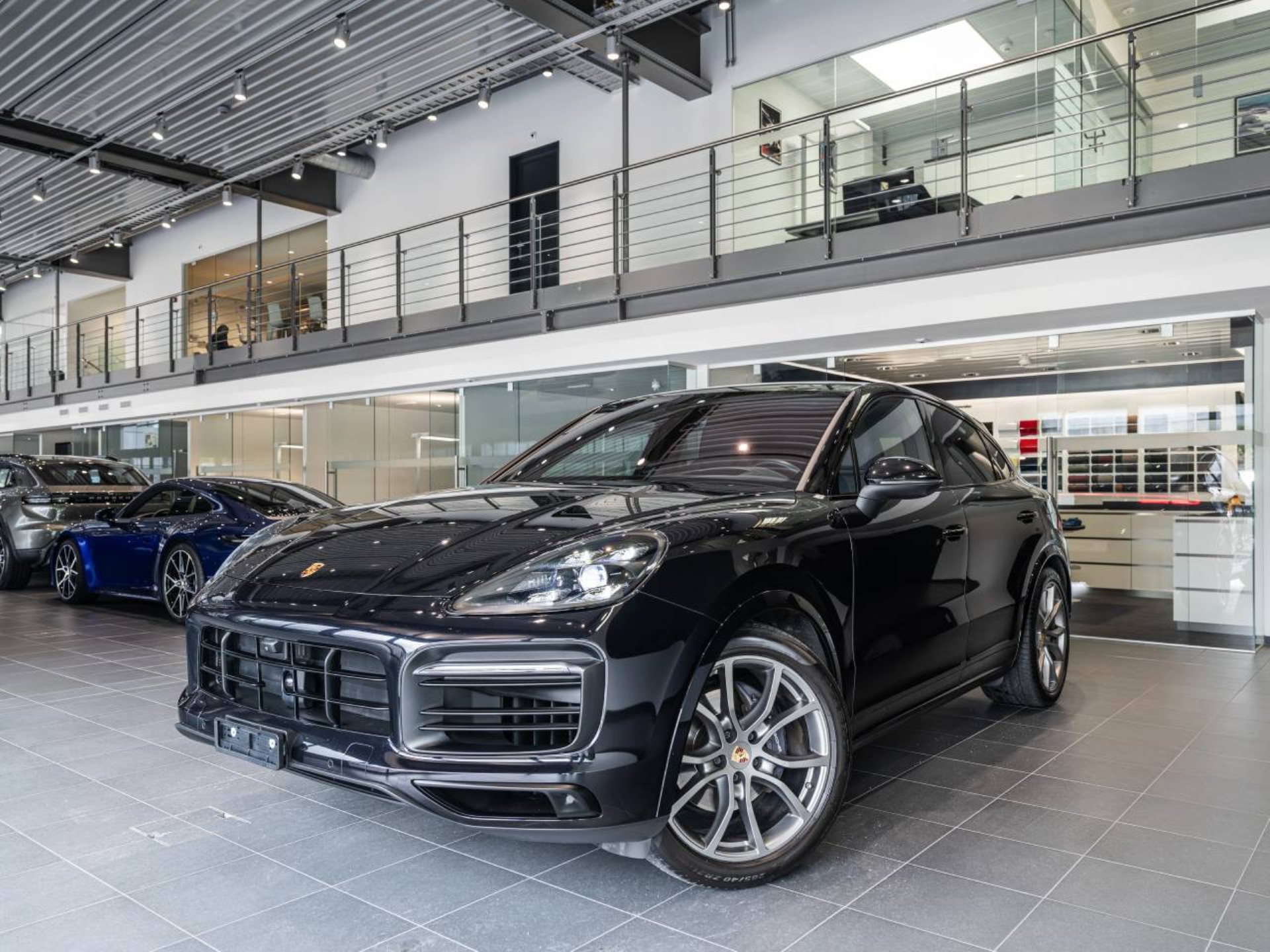 PORSCHE Cayenne E-Hybrid Coupé-image-8