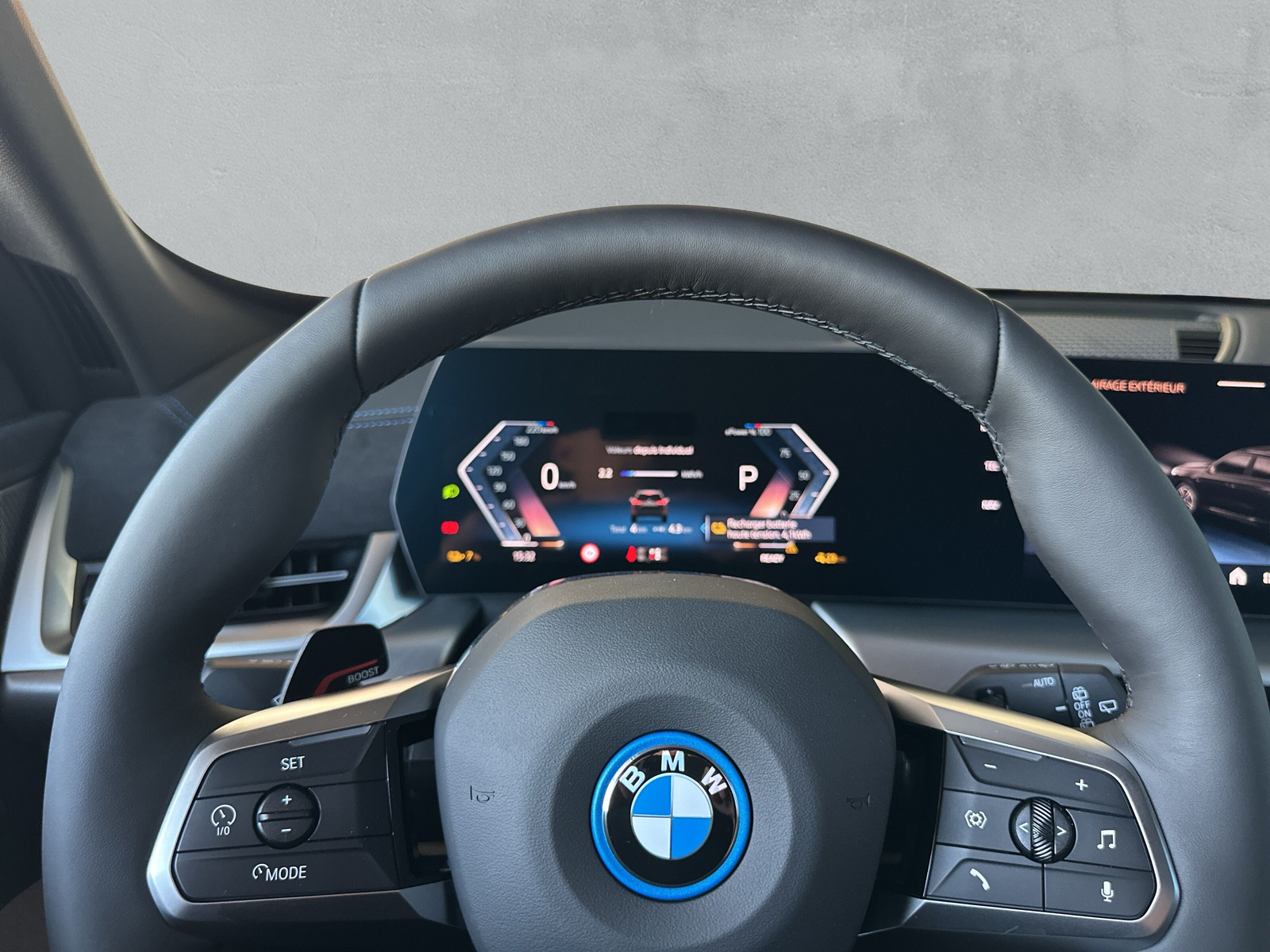 BMW iX1 xDrive 30 M Sport Pro-image-17